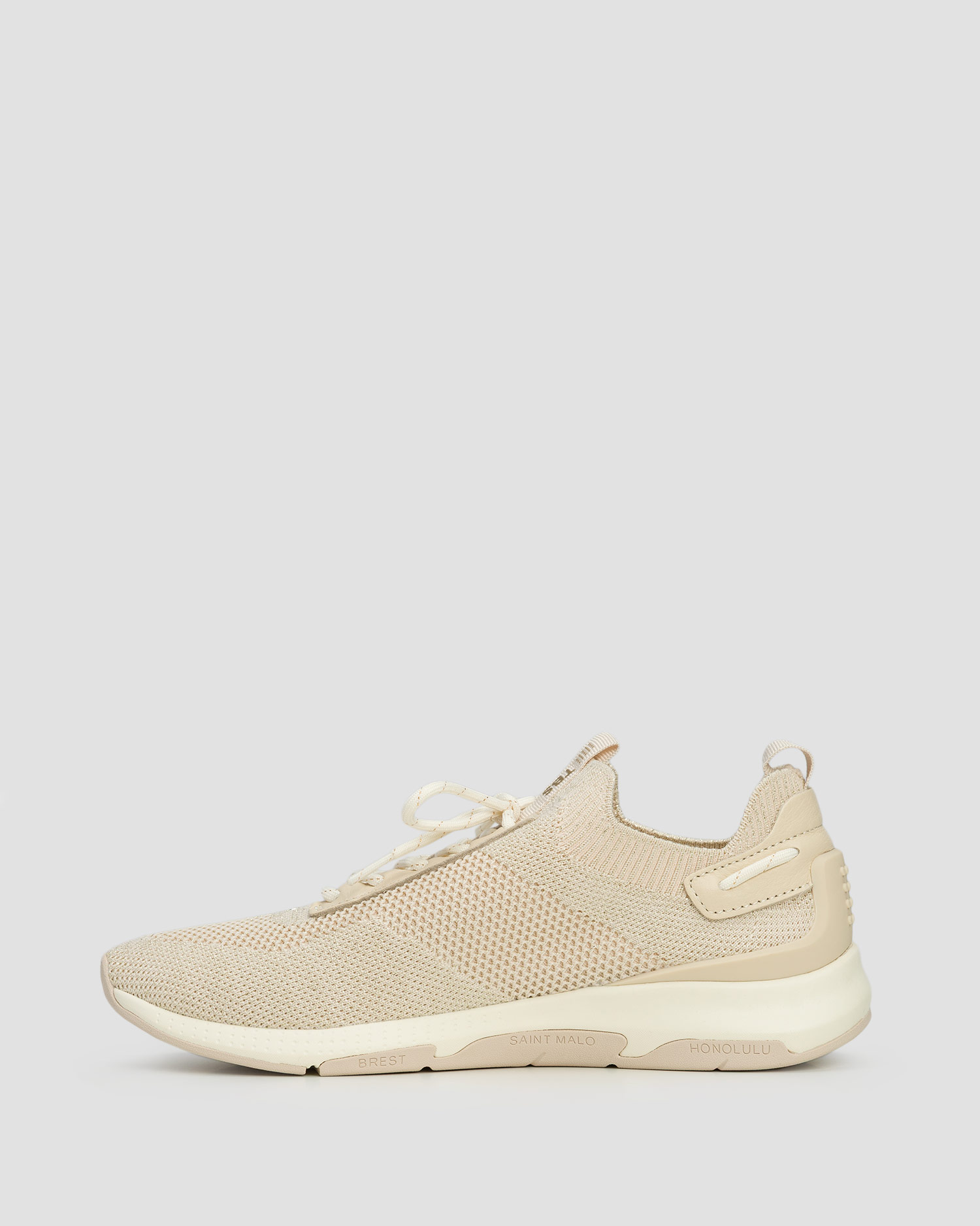 Beżowe buty damskie TBS Jellina