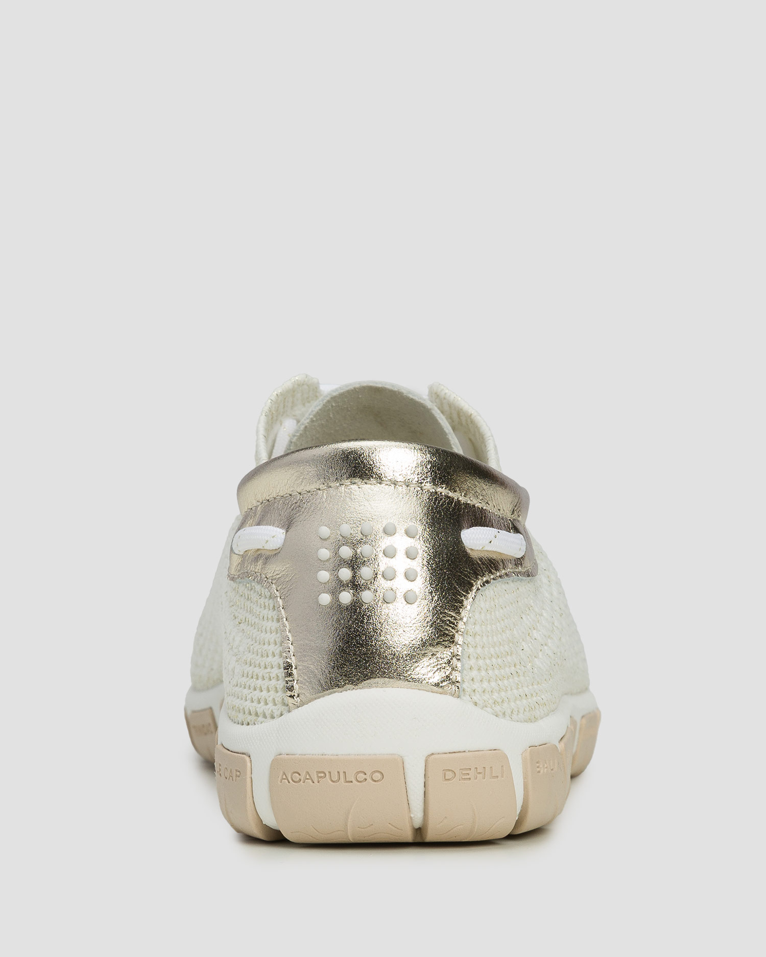 Beżowe buty damskie TBS Jazaria