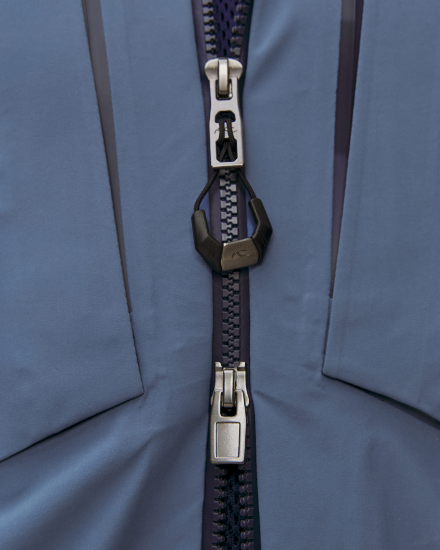 Giacca hardshell da sci da uomo Kjus Men Lucas FRX Shell Jacket blu scuro