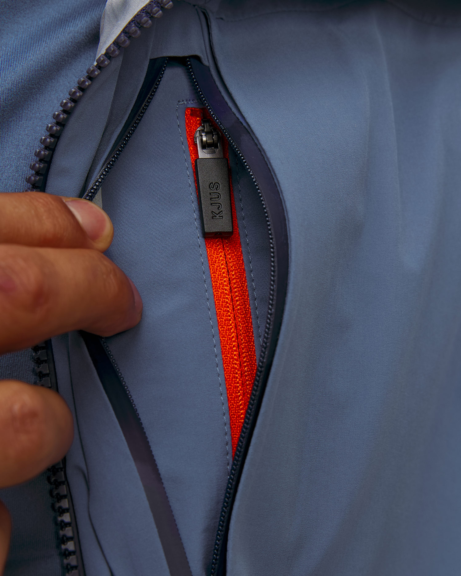 Giacca hardshell da sci da uomo Kjus Men Lucas FRX Shell Jacket blu scuro