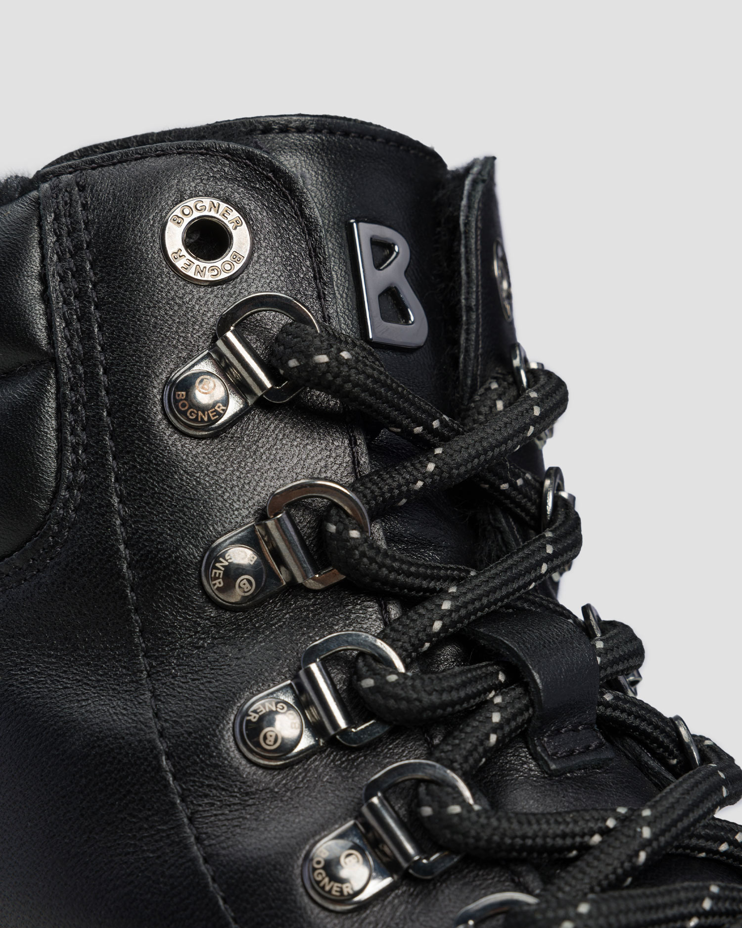 BOGNER Courchevel 25 A Leder-Winterstiefel für Herren in Schwarz