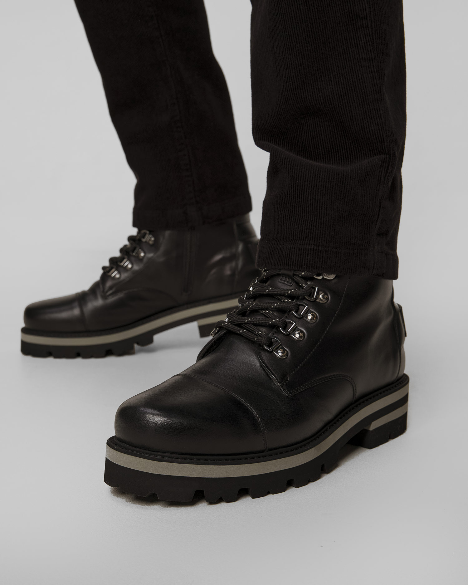 BOGNER Courchevel 25 A Leder-Winterstiefel für Herren in Schwarz