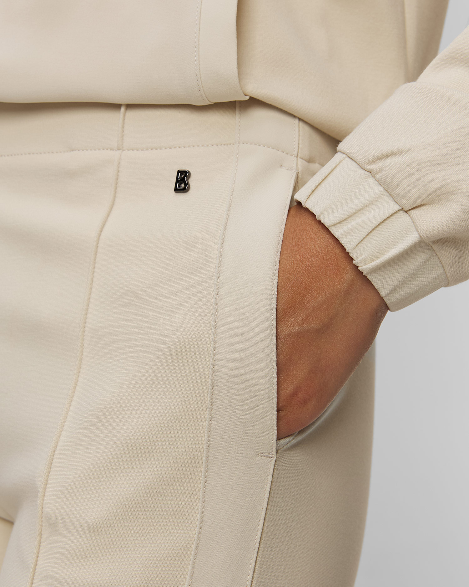 Pantaloni din viscoză bej pentru femei BOGNER Alley