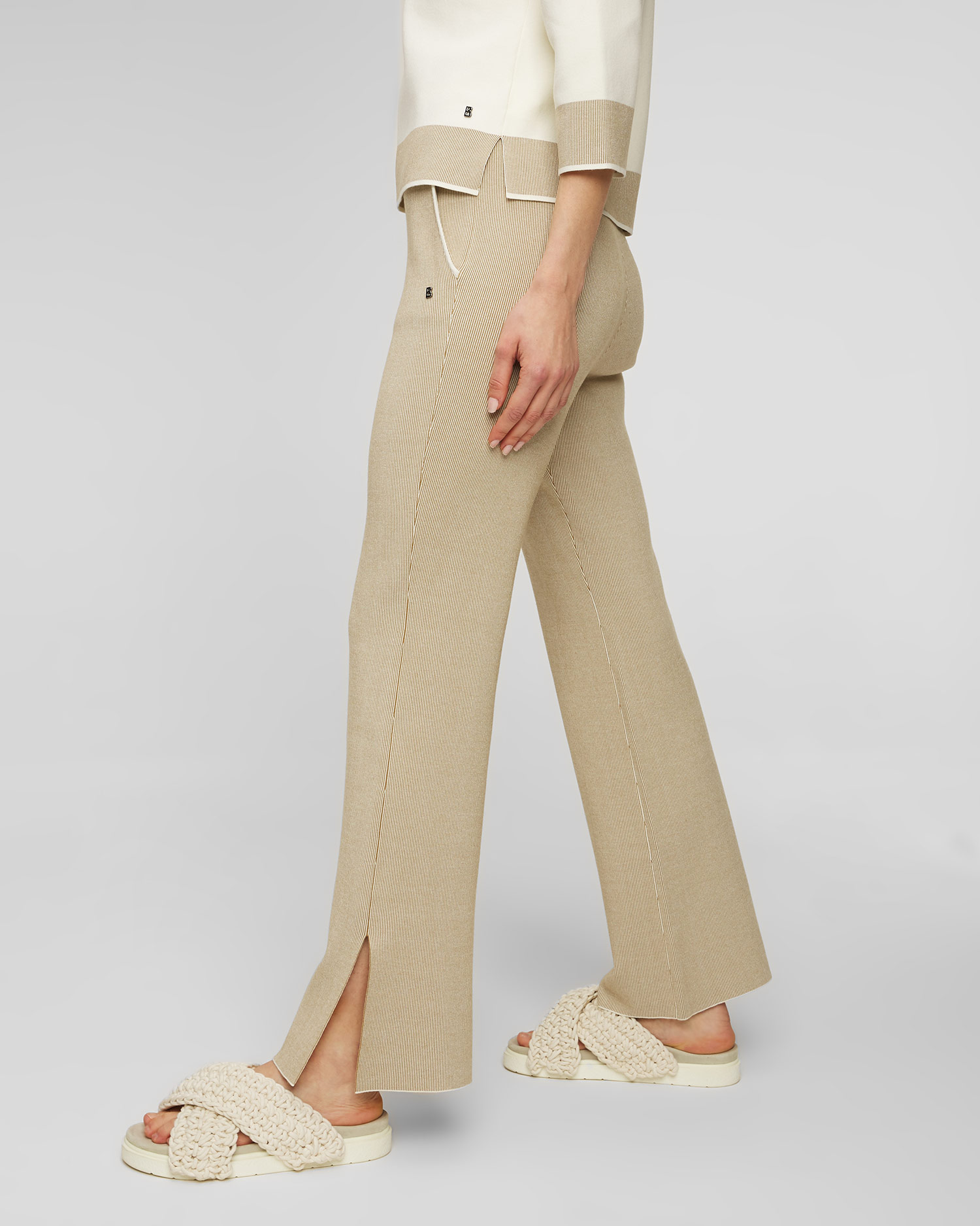 Béžové dámské kalhoty z viskózy BOGNER Manon