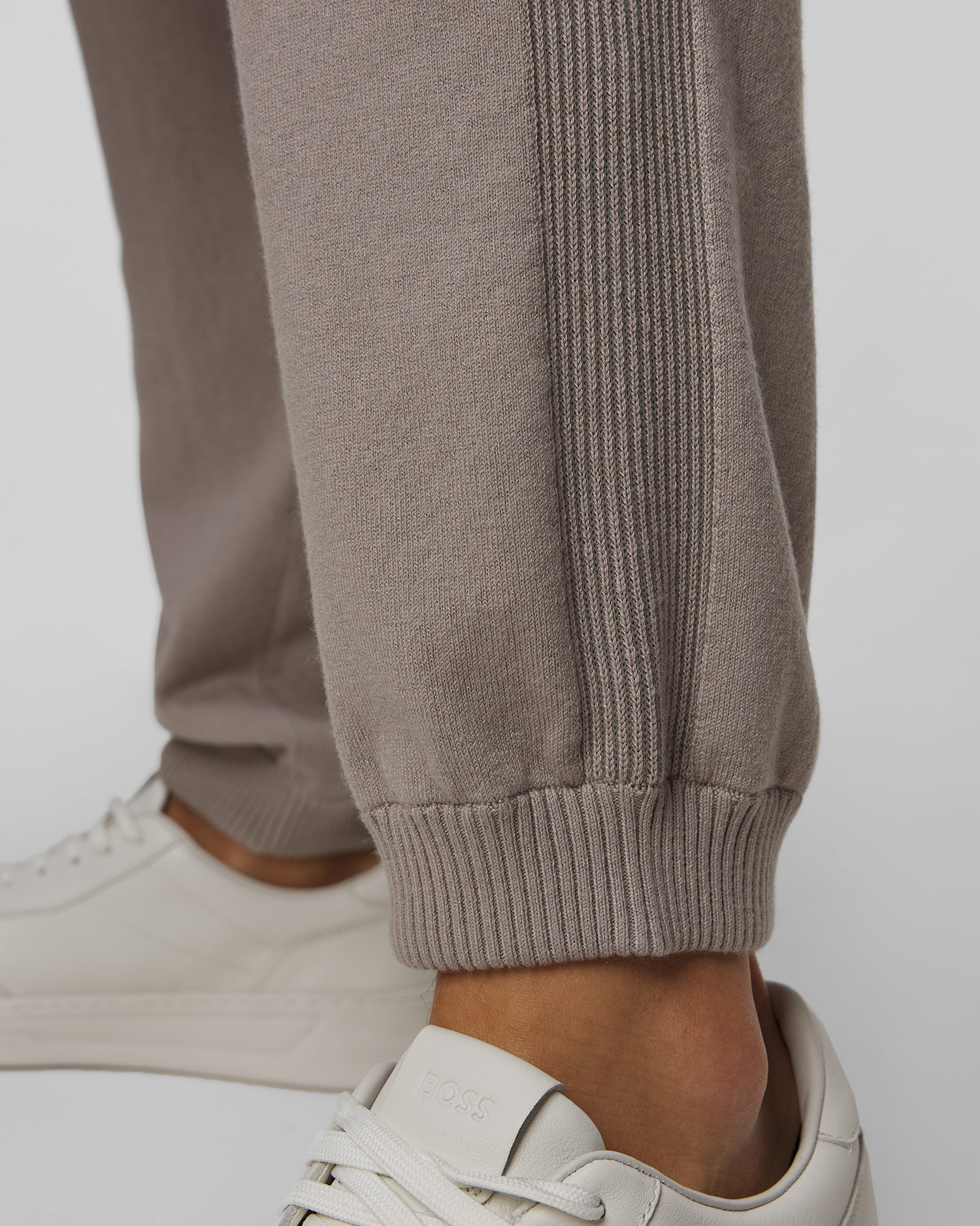 Pánske sivé nohavice s kašmírom BOGNER Nelwin