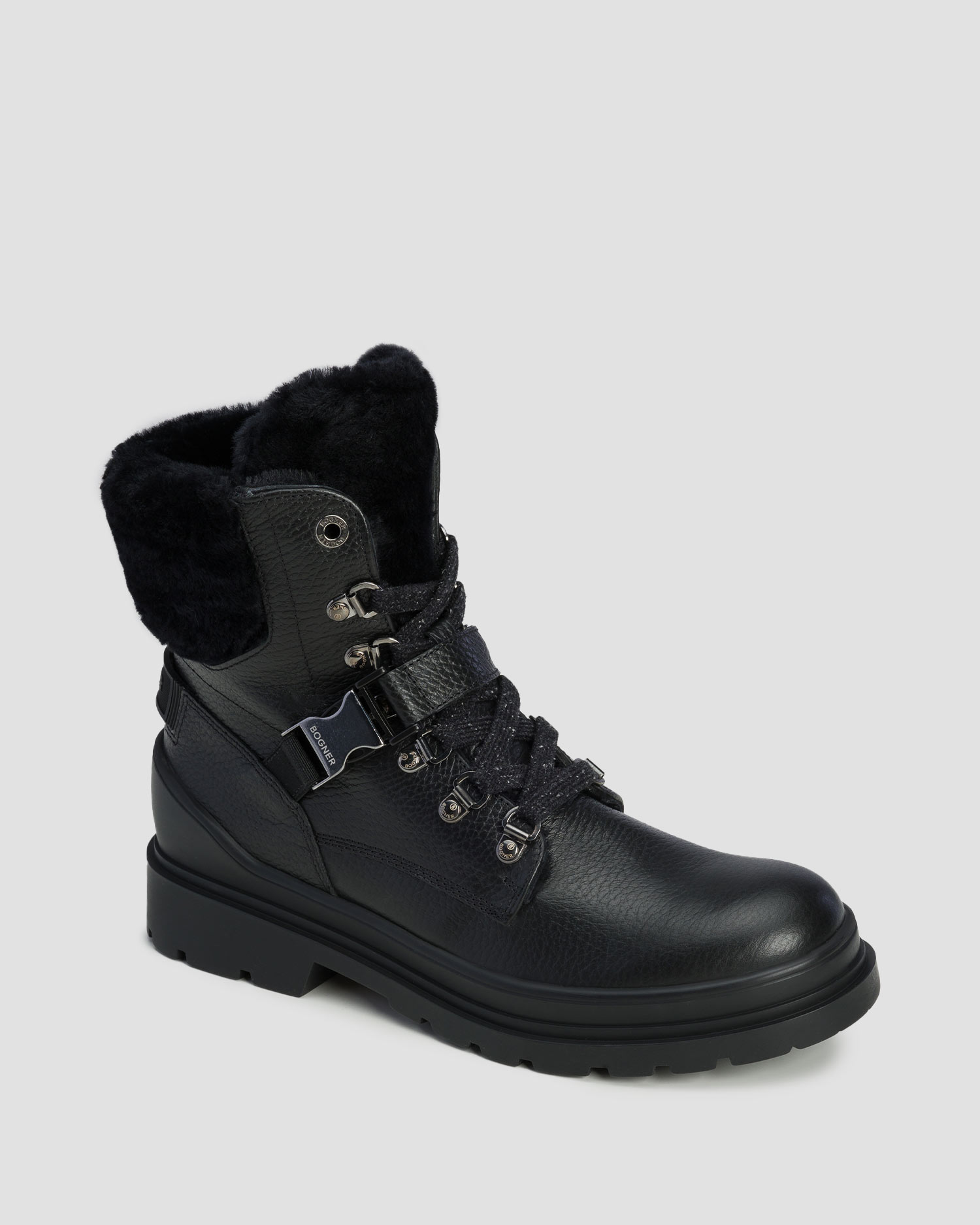 BOGNER St. Moritz S 20 Leder-Schneestiefel mit Spikes in Schwarz