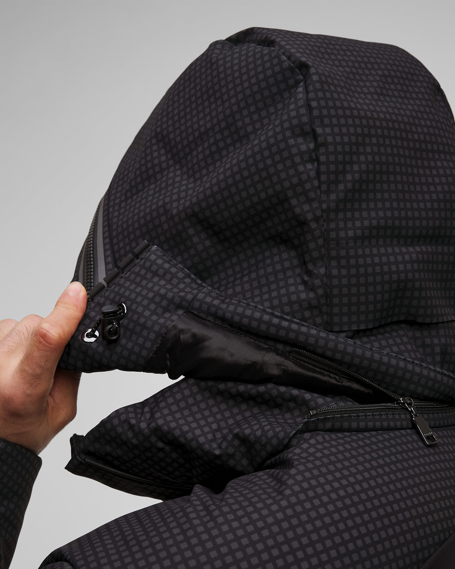 Czarna kurtka puchowa narciarska męska BOGNER Maad-D