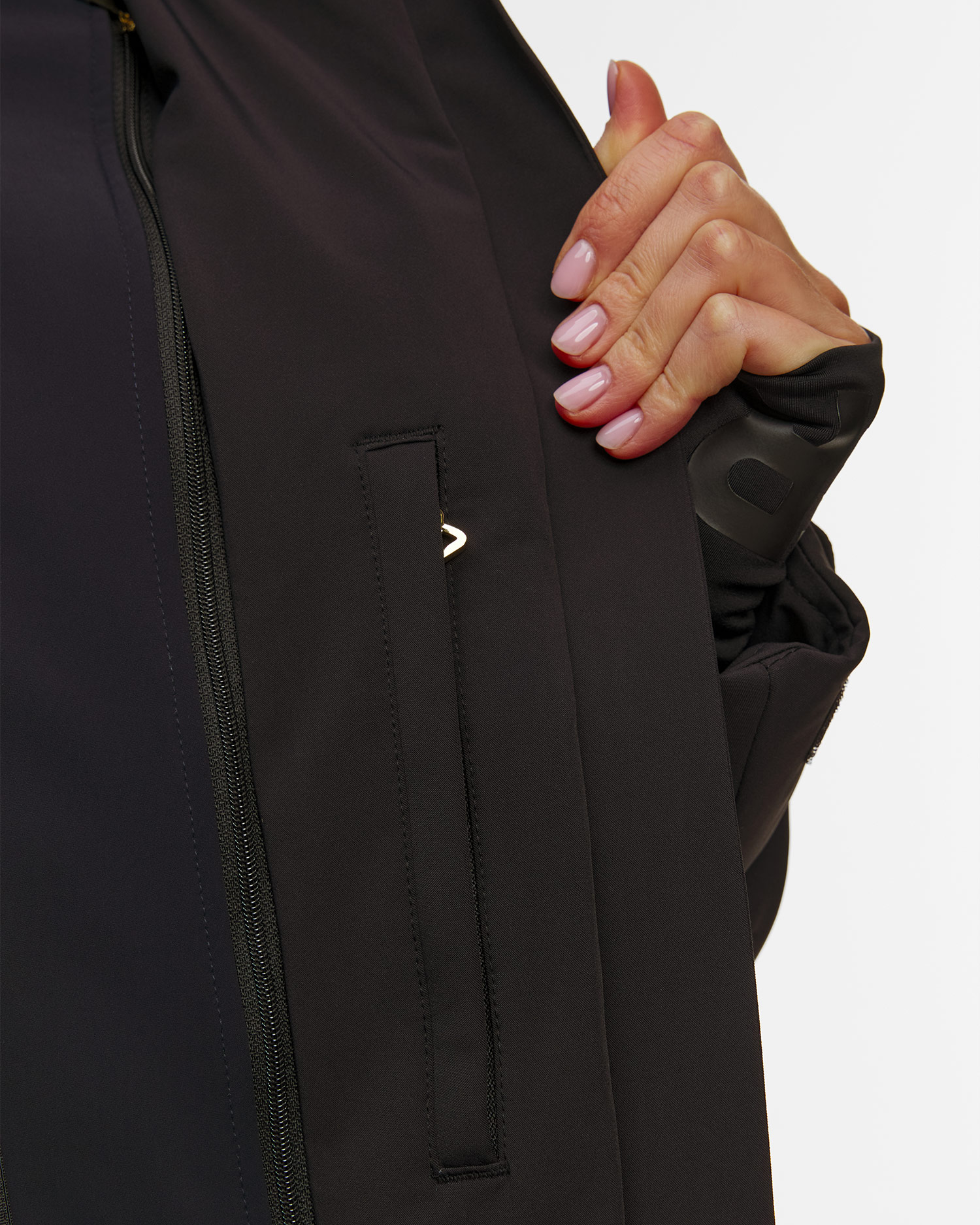 Dámska čierna lyžiarska bunda BOGNER Ellya2-T