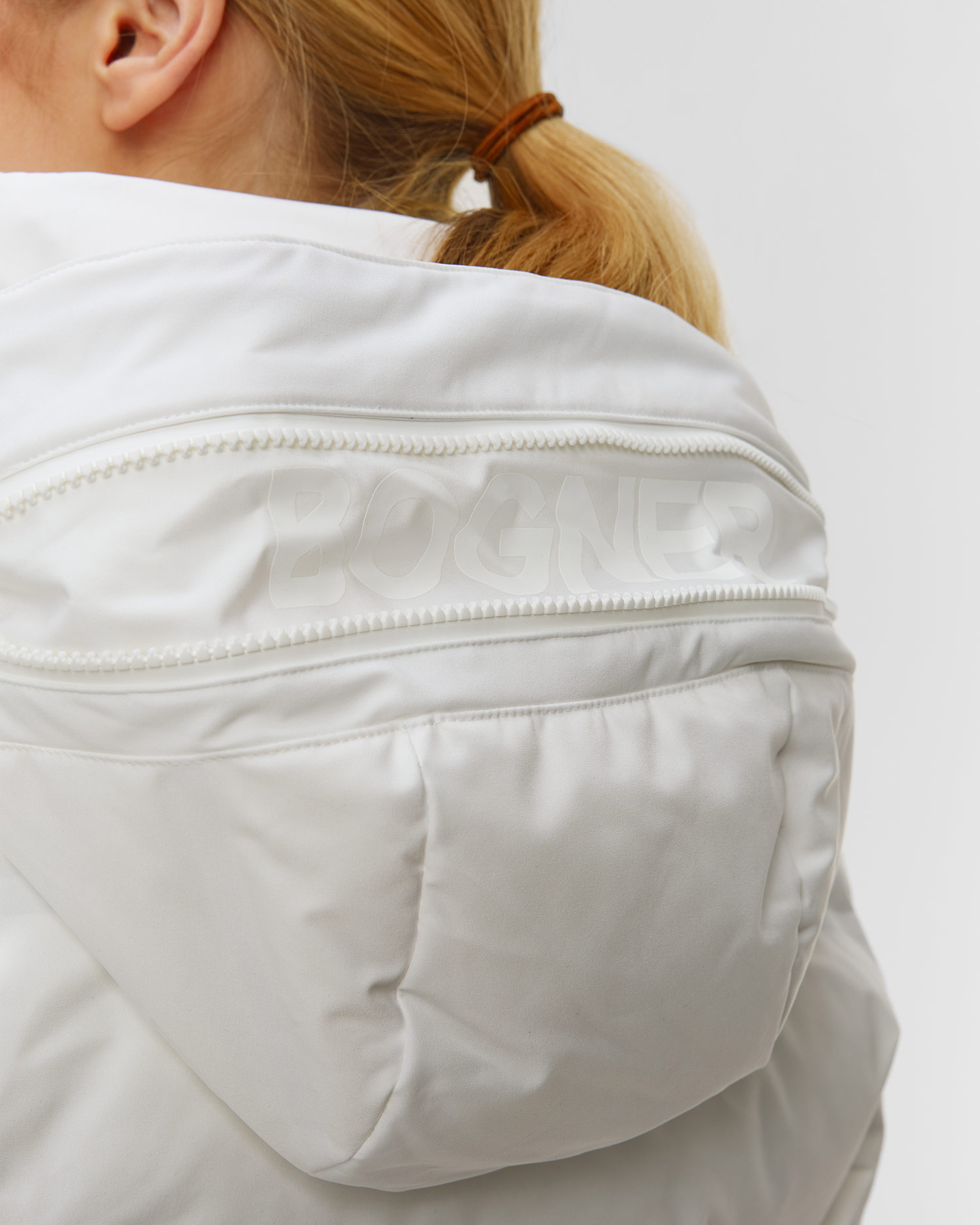 Dámská bílá lyžařská bunda BOGNER Suri-D