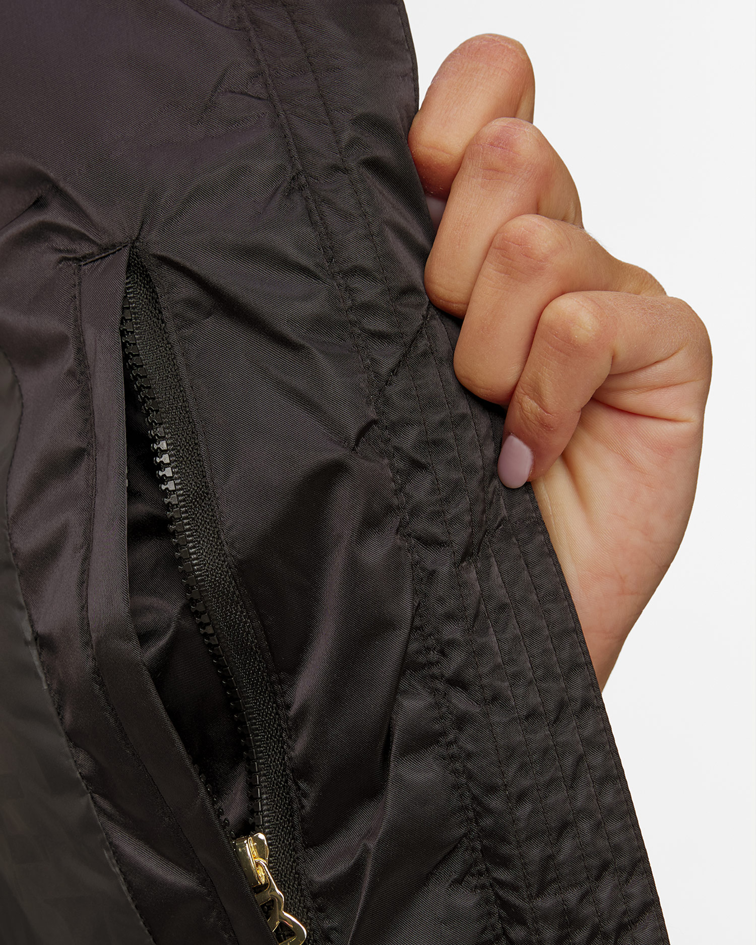 Černá dámská prošívaná vesta BOGNER Yumi-D