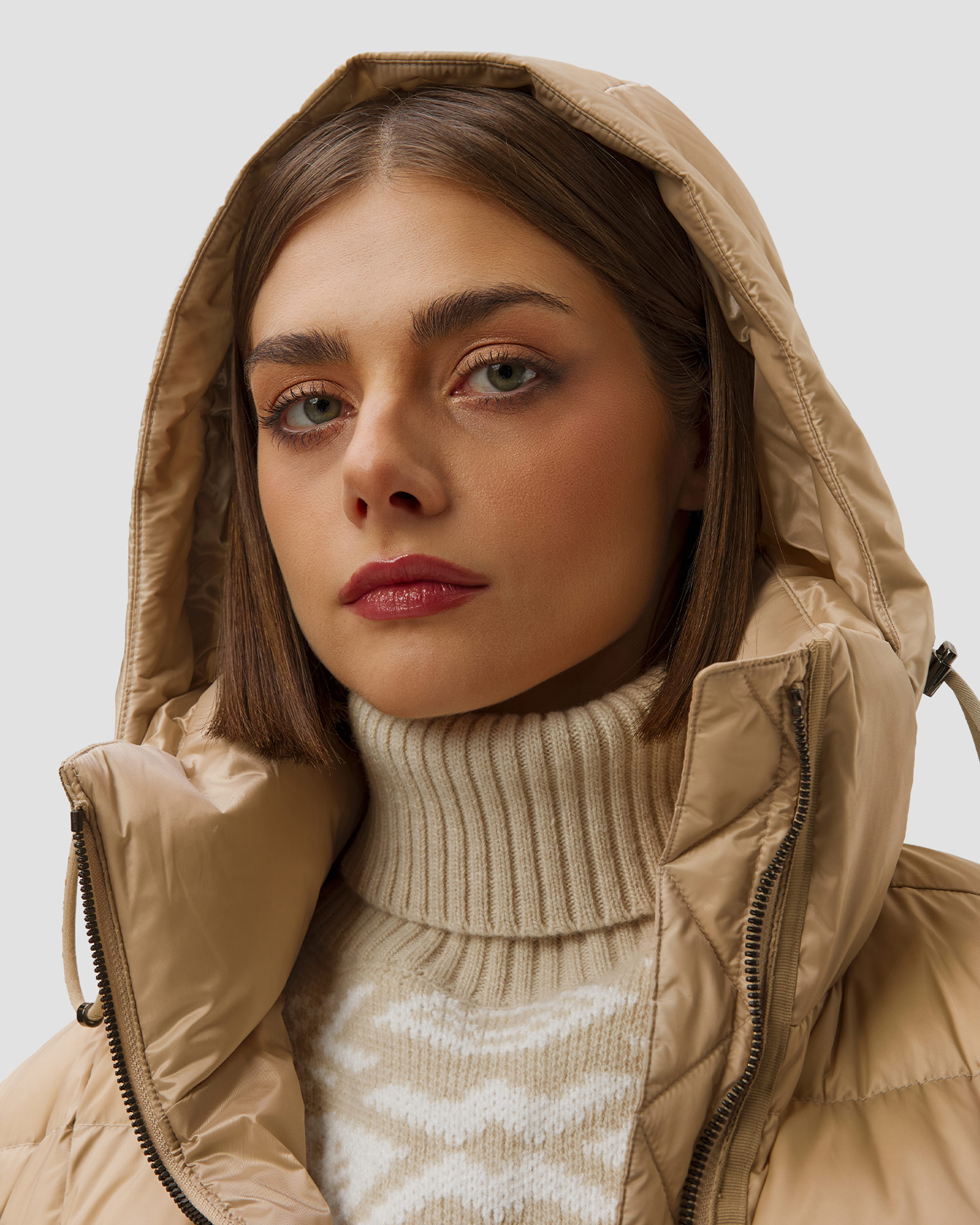 Beżowa kurtka puchowa damska BOGNER Feline