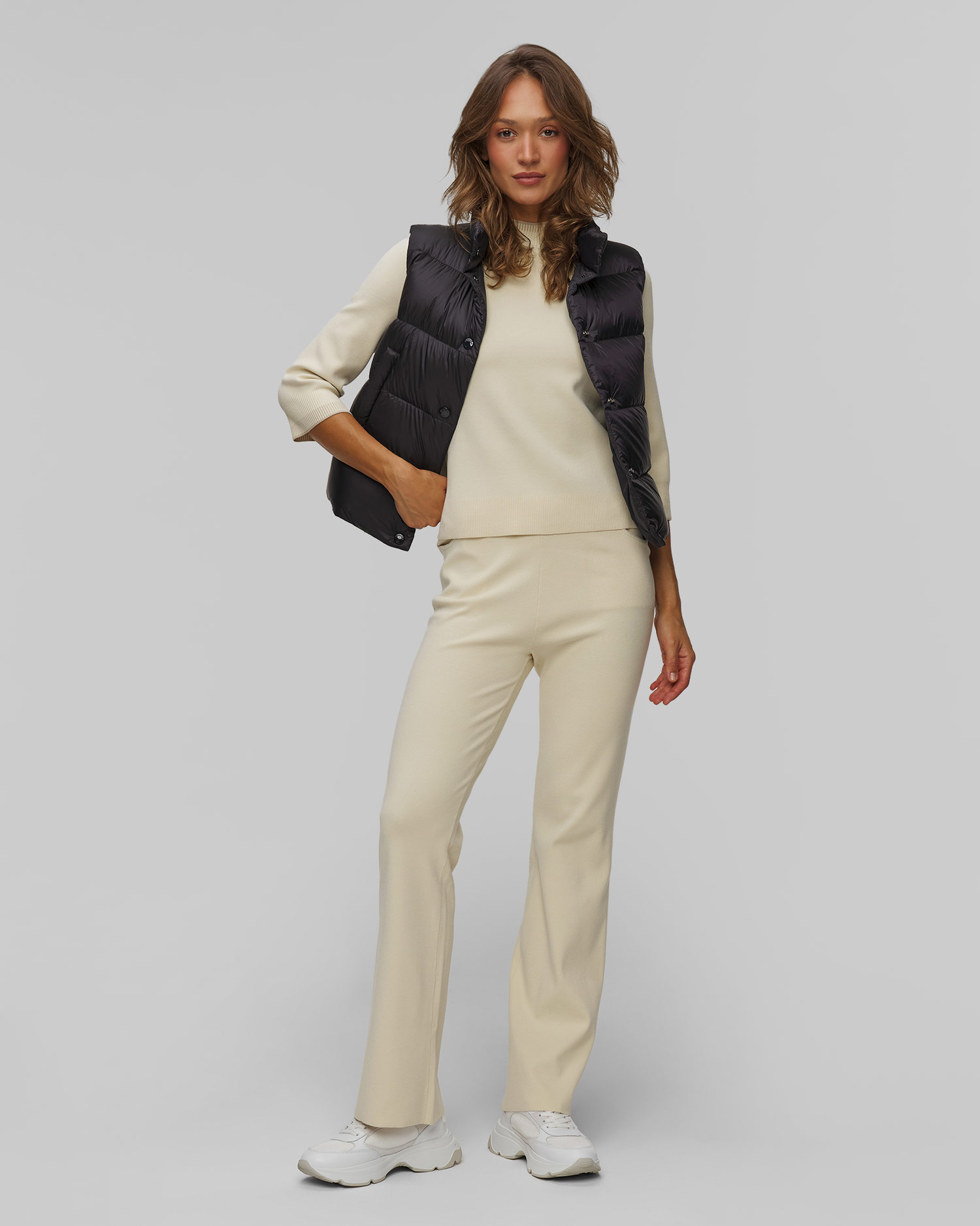 Dámska tmavomodrá páperová vesta BOGNER Orely-D