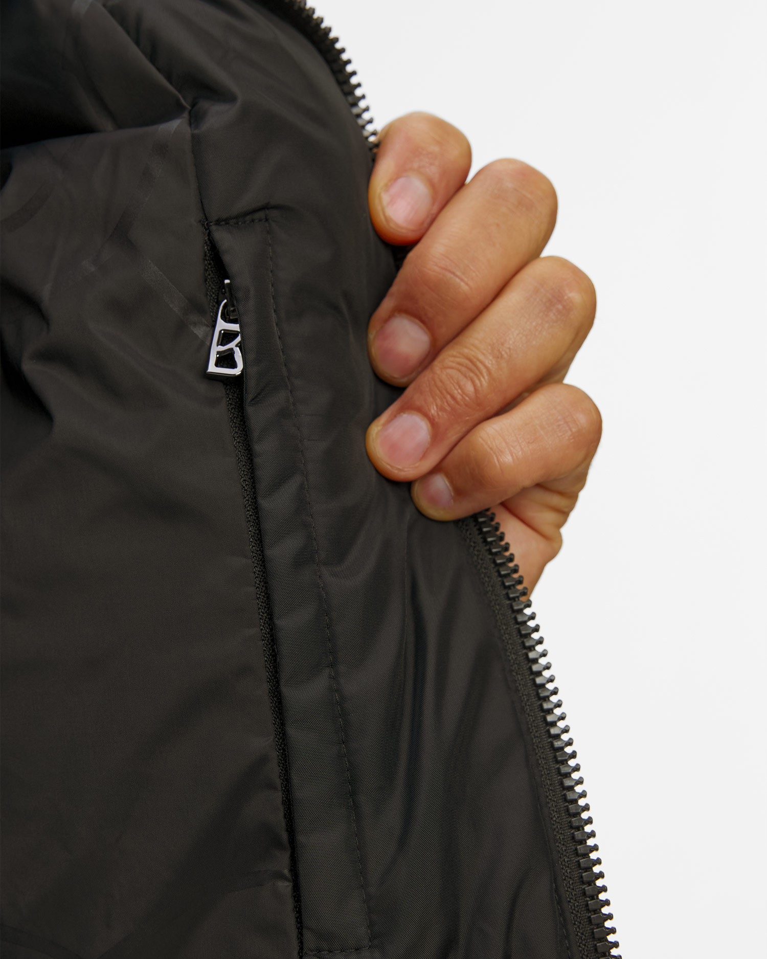 Czarna kurtka puchowa męska BOGNER Jamy-D2