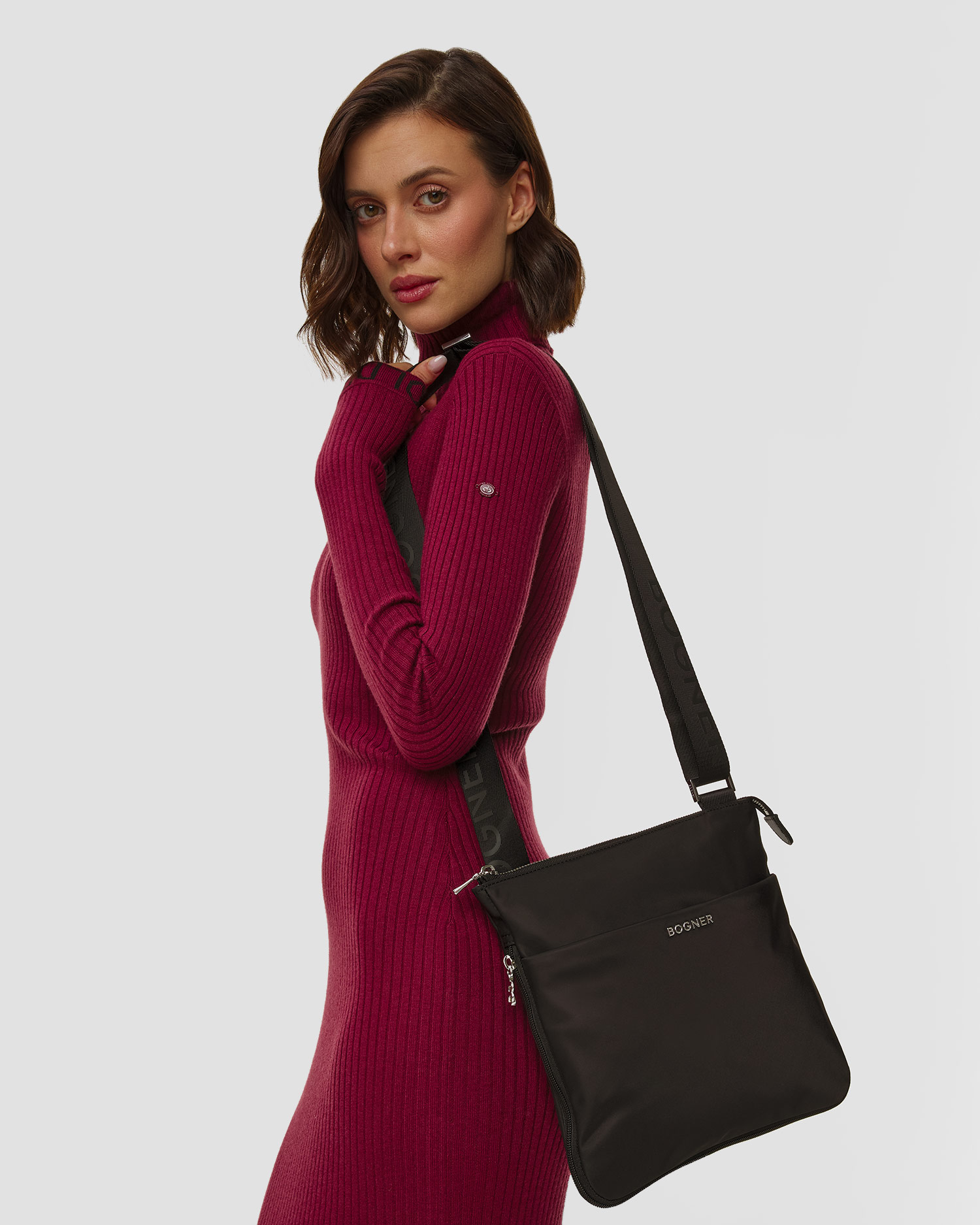 Černá dámská kabelka Bogner Serena