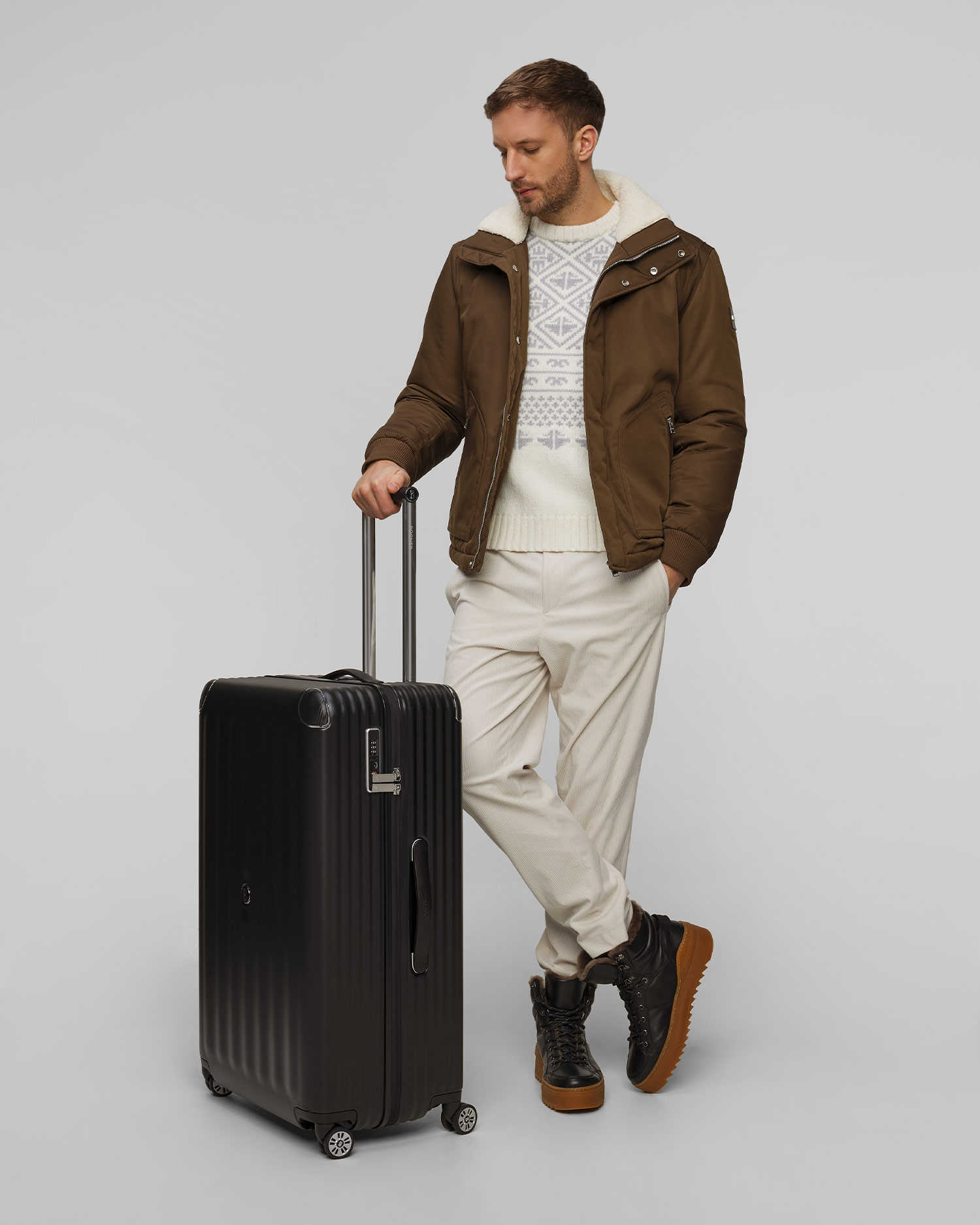 Čierny kufor BOGNER Piz Deluxe Large Hard C75 95 l 