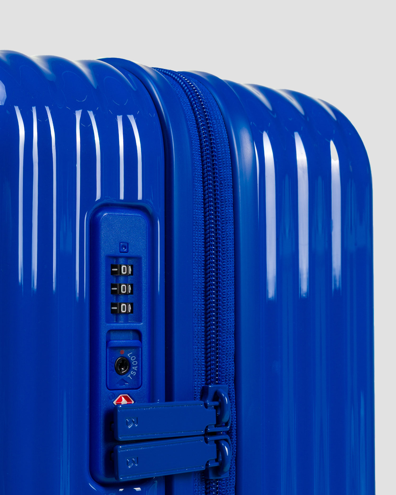 BOGNER Piz Small 38L Koffer in Blau