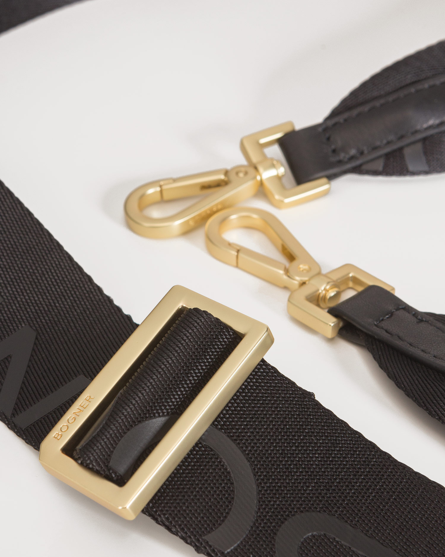 Kožená taška BOGNER Rathvel Felia 26 l