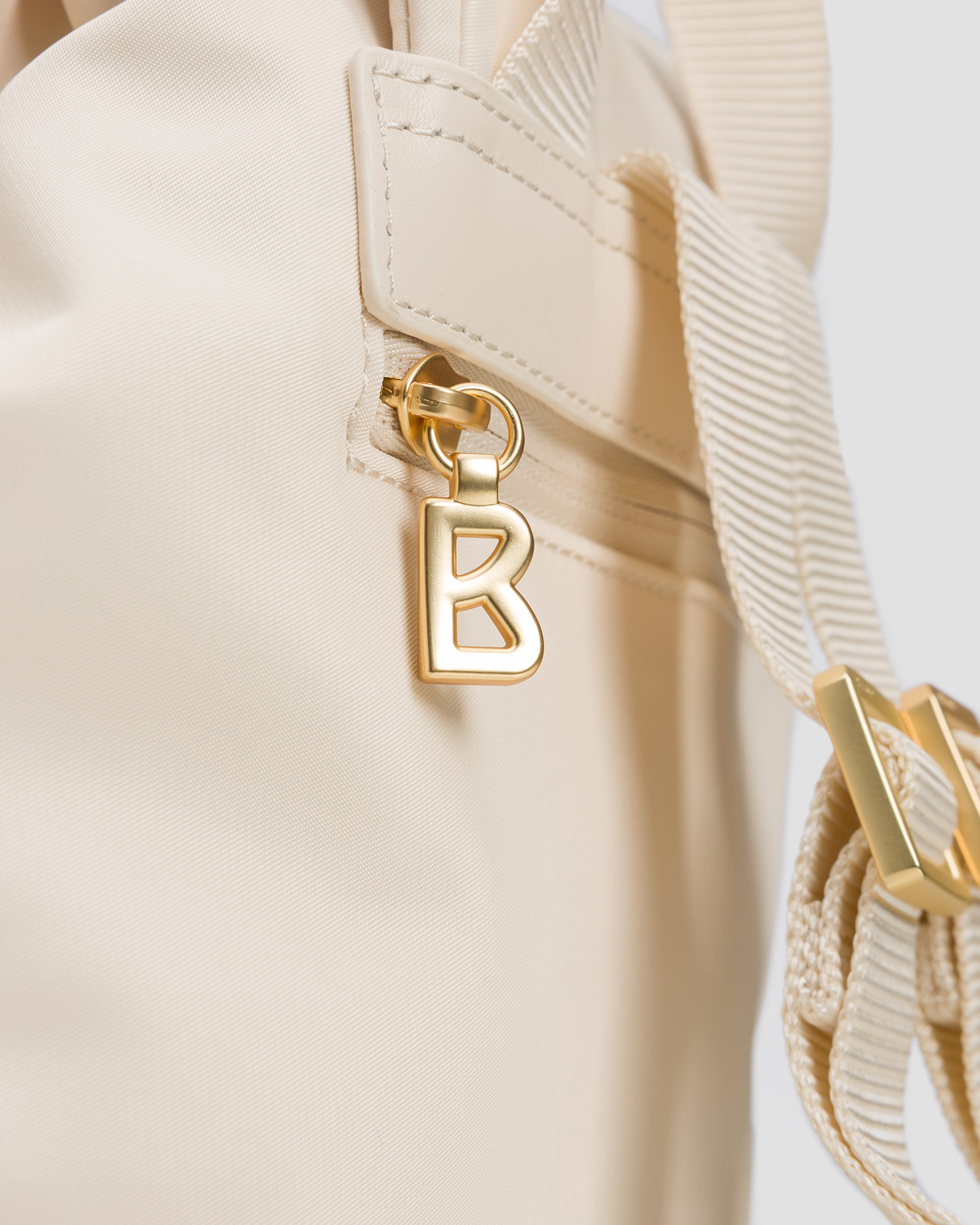 Dámsky batoh BOGNER Klosters Neve Feline Svf béžová