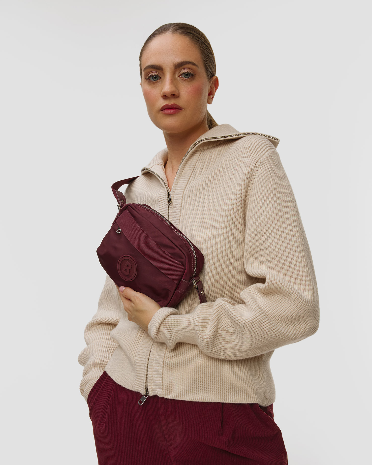 Dámská kabelka BOGNER Lidia v Bordó Barevném Odstínu