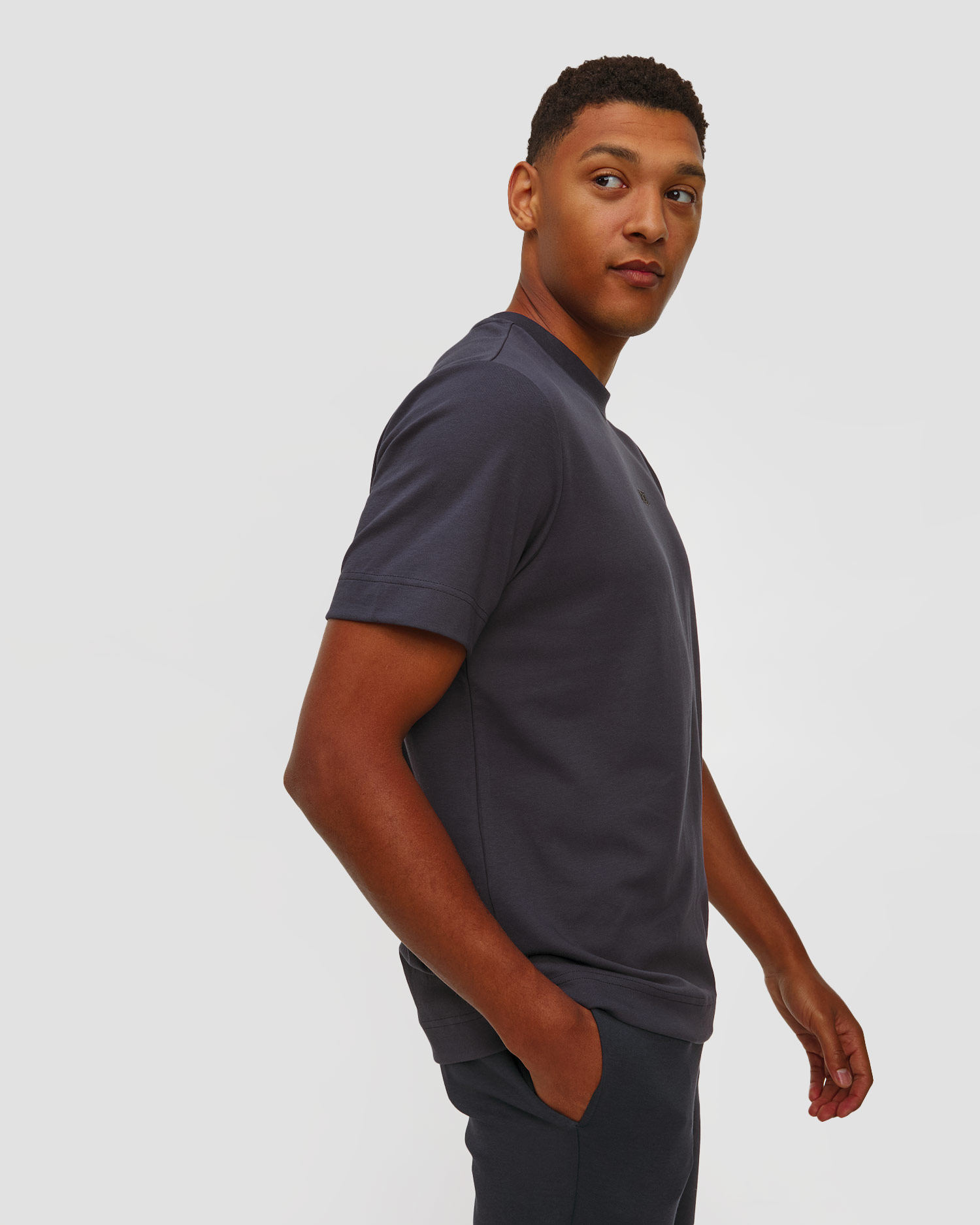 T-shirt bleu marine pour hommes BOGNER Lukas-2 