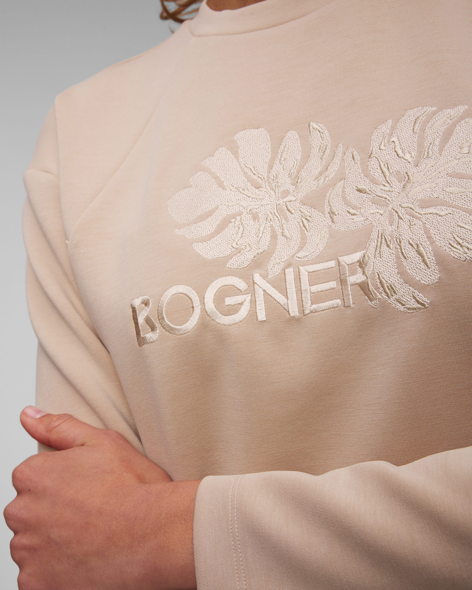 Sweat-shirt beige pour femmes BOGNER Zuna