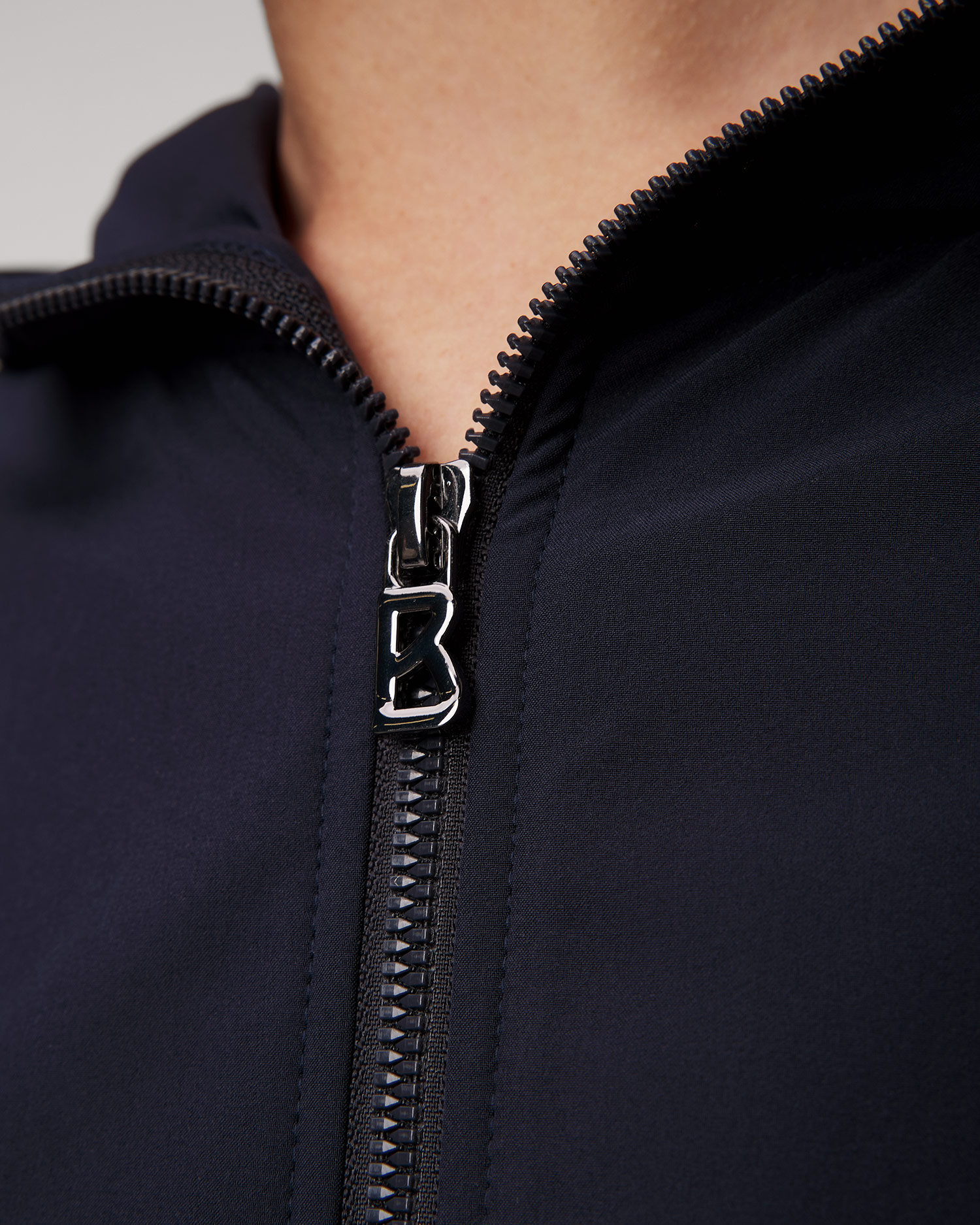 Tmavě modrá dámská mikina BOGNER Beata