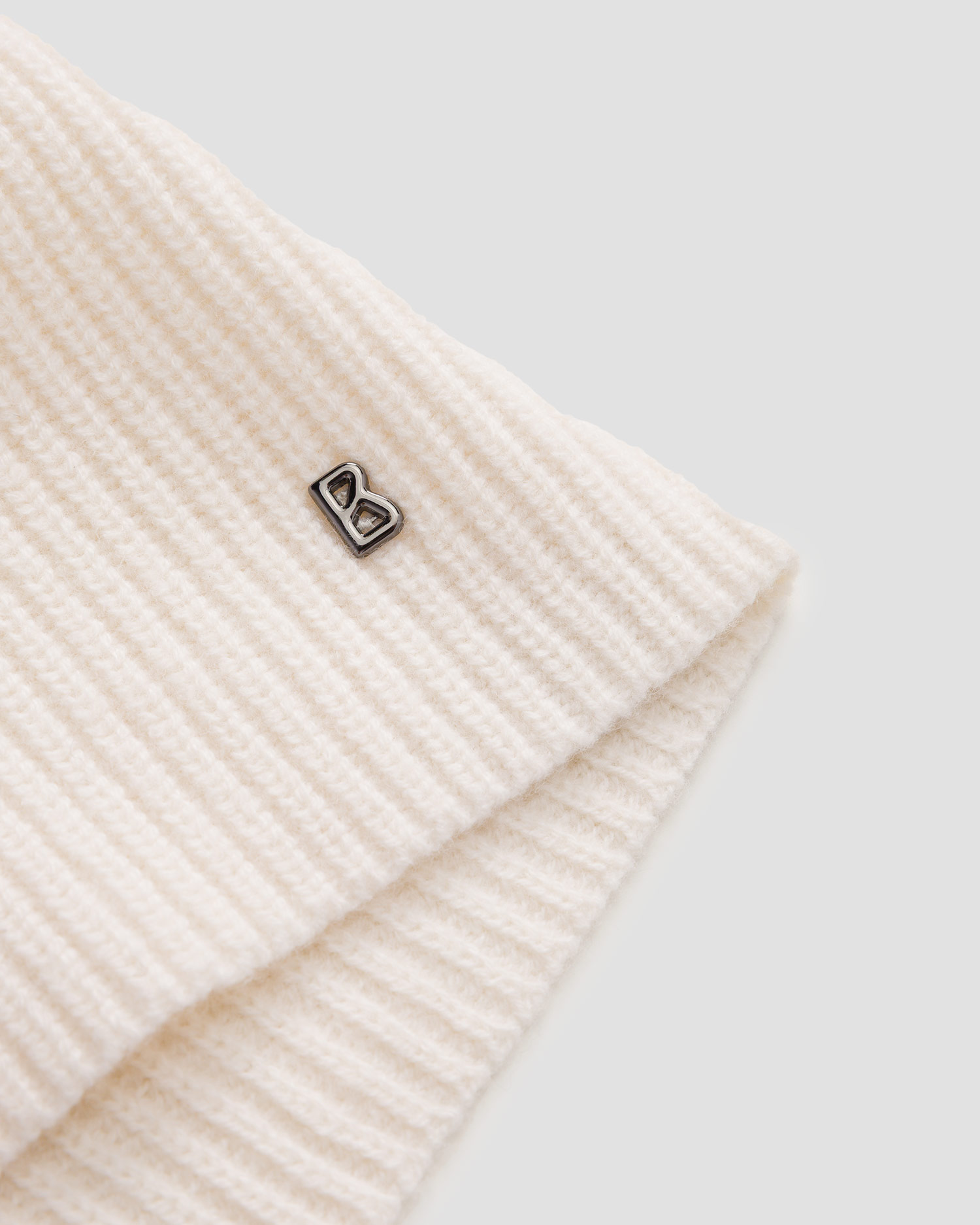 Vlněná dámská komínová šála BOGNER Merve-1 v Béžové Barvě