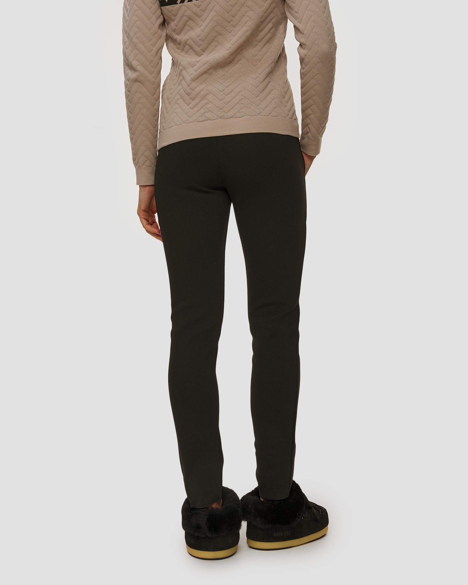 Legíny NEWLAND ST. ANNA