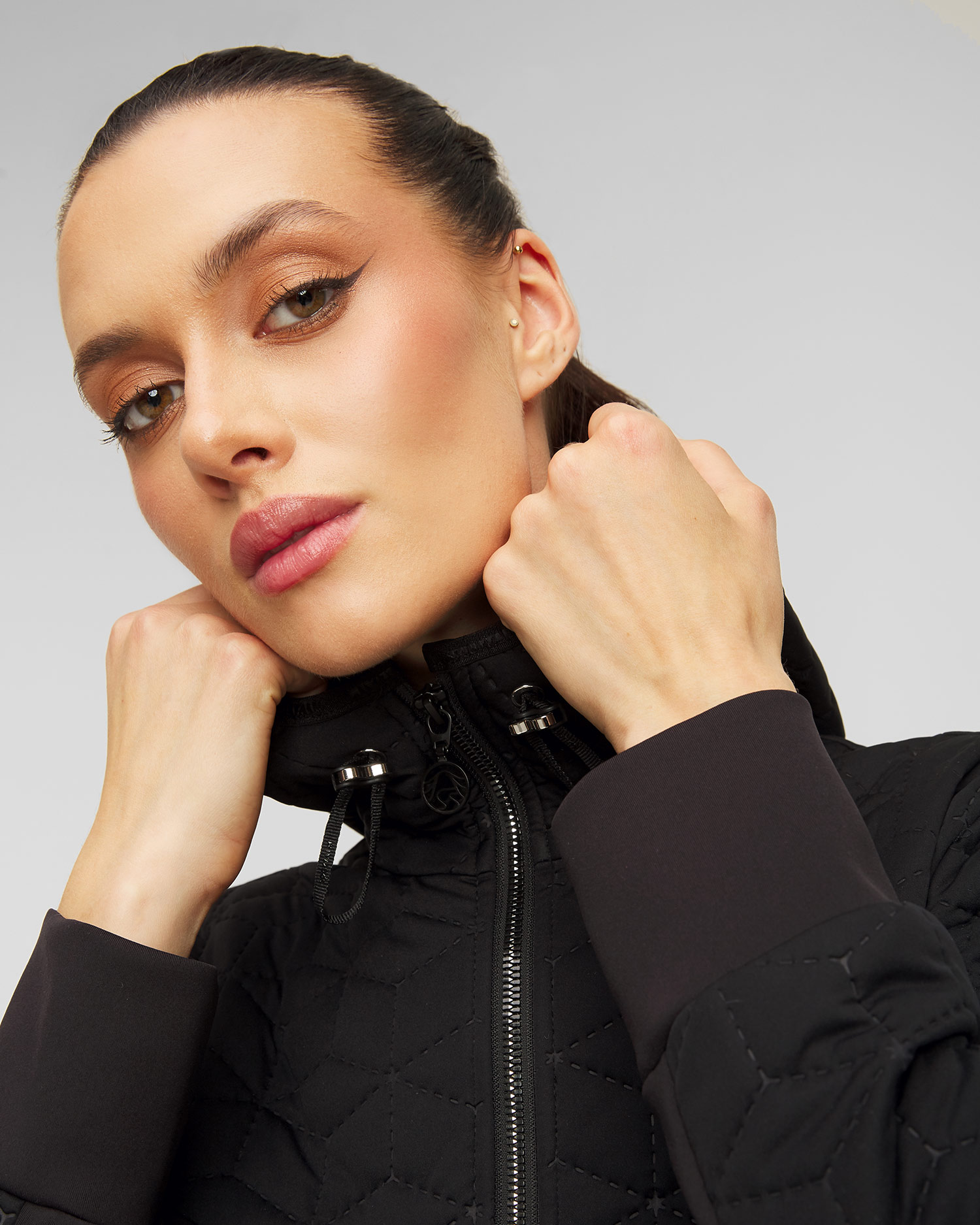 Dámska čierna mikina s kapucňou Sportalm