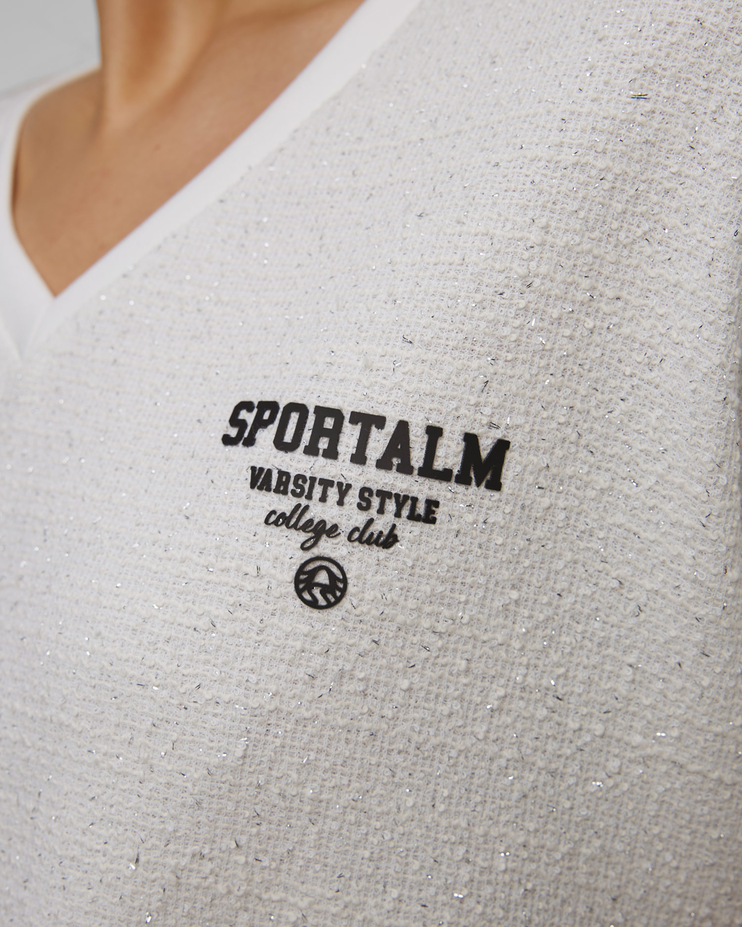 Biały T-shirt damski bouclé Sportalm