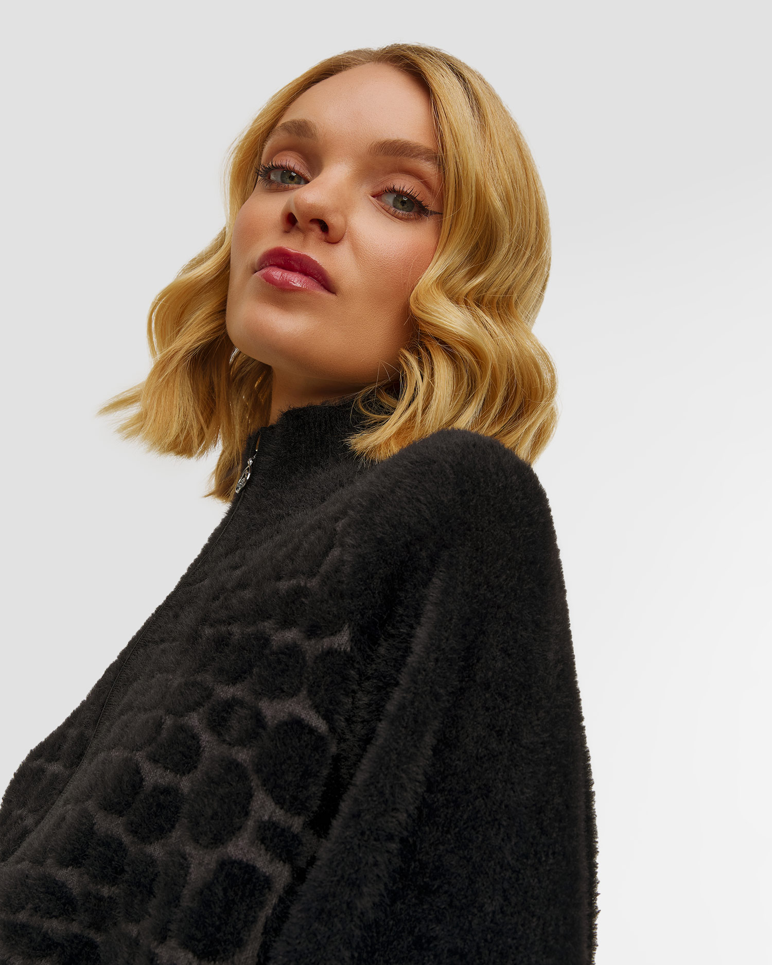 Jachetă neagră blană Sportalm