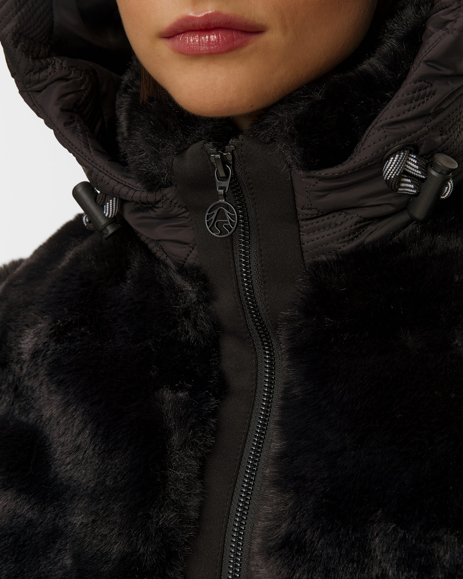 Sportalm Skijacke aus Kunstfell in Schwarz