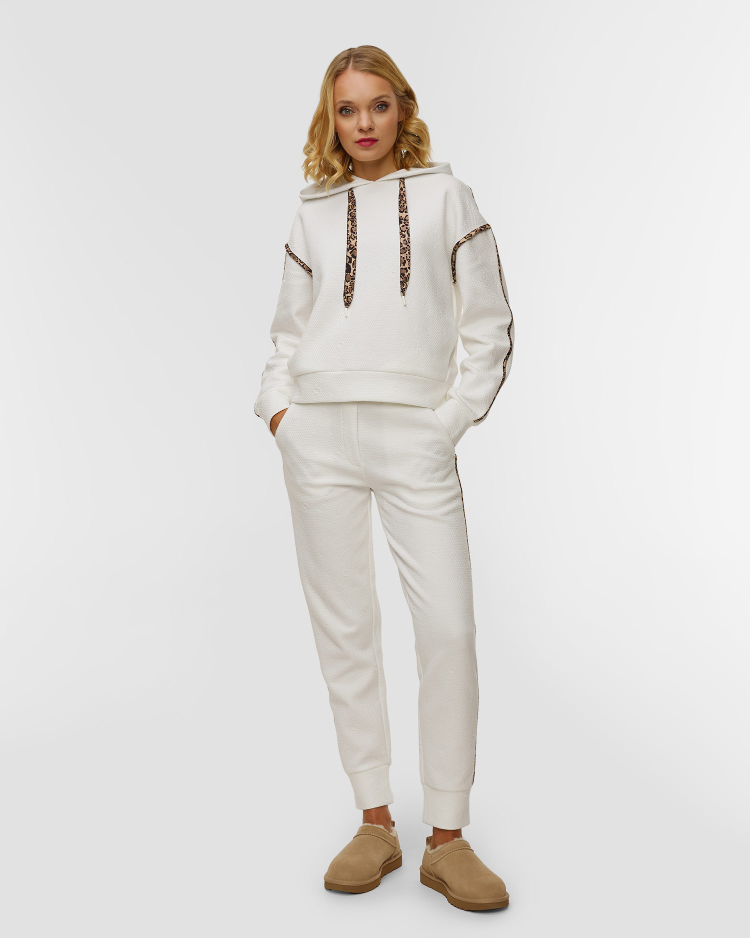 Pantaloni din viscoză pentru femei Sportalm