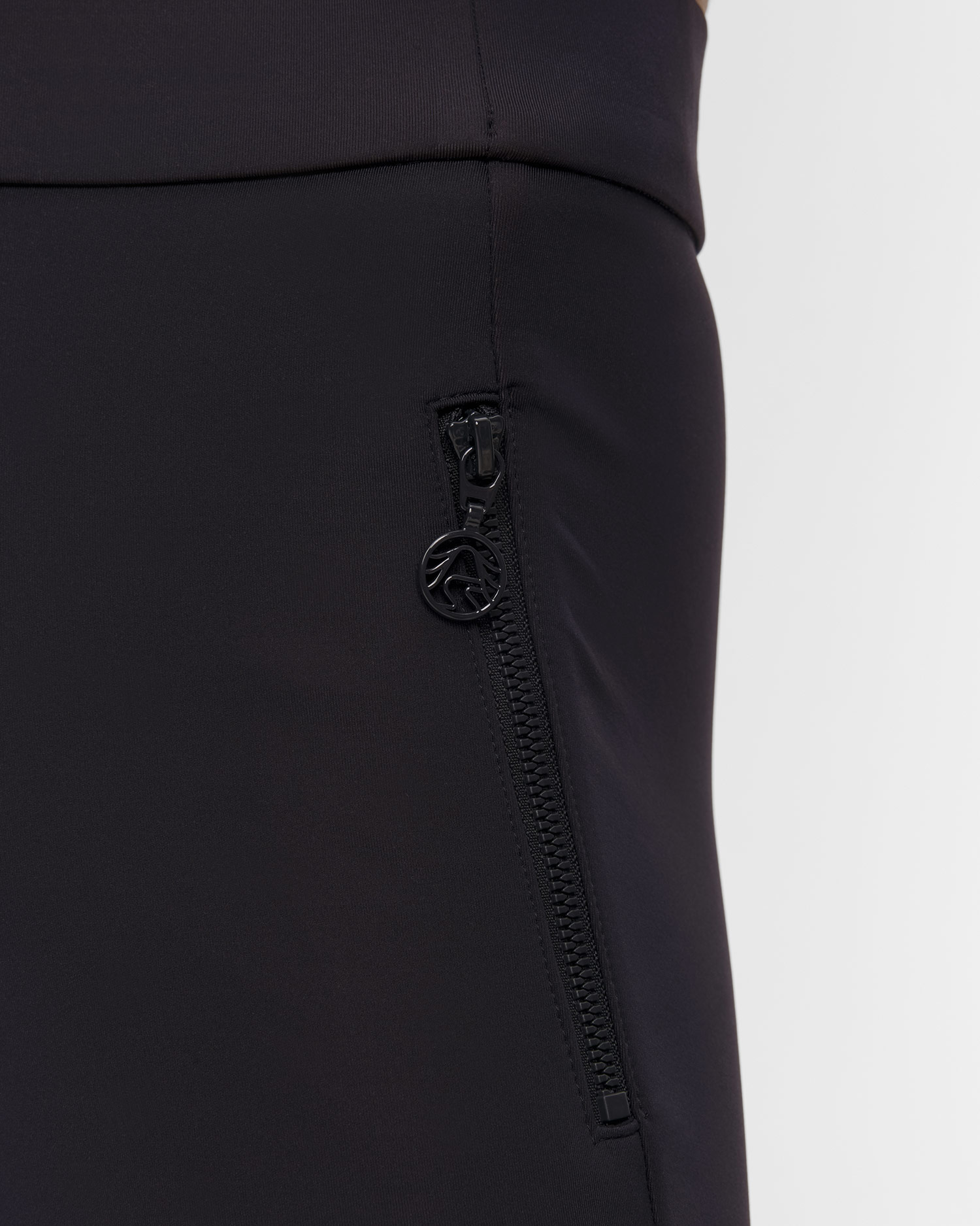 Granatowe legginsy damskie Sportalm