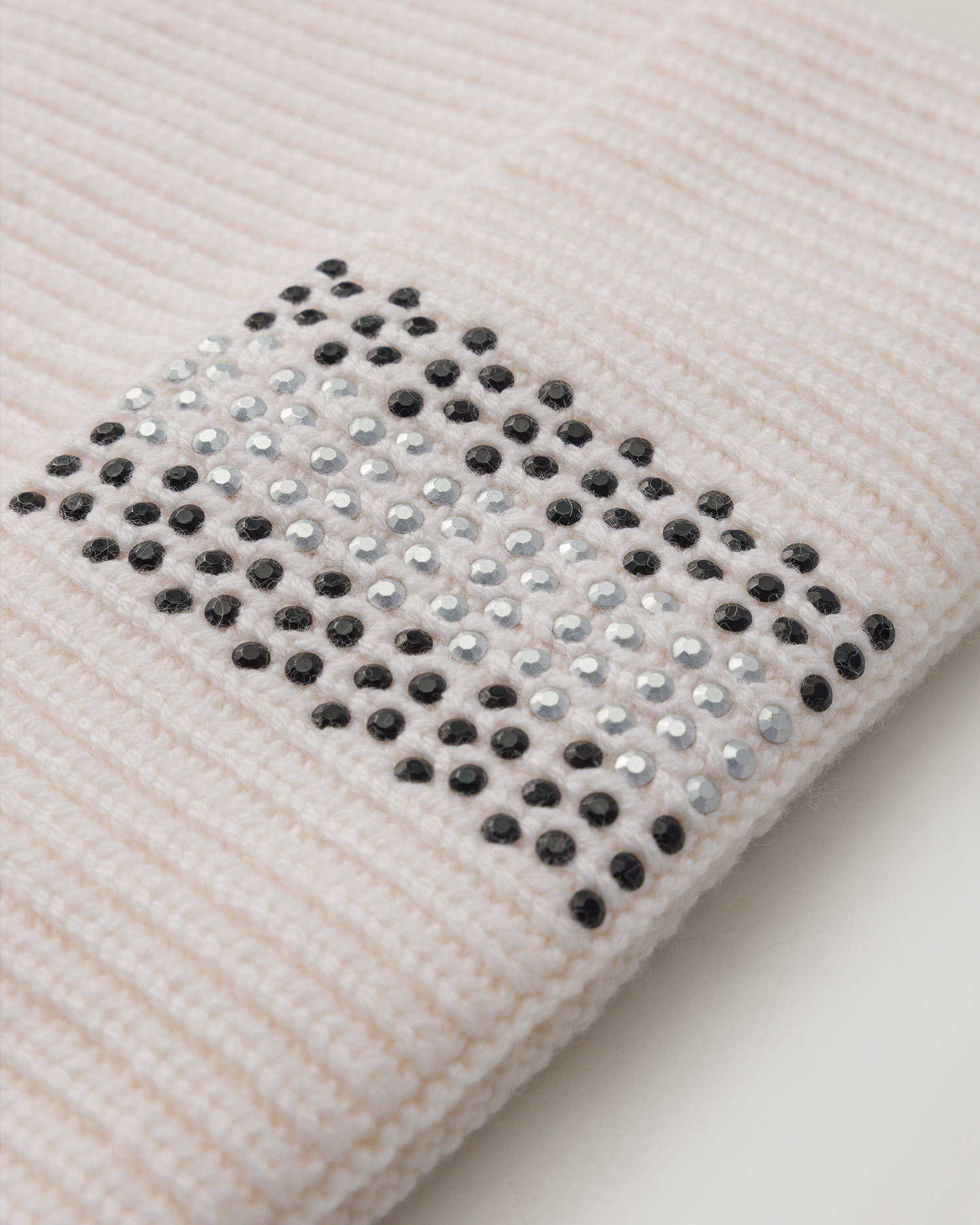 Căciulă dn lână pentru femei Sportalm albă