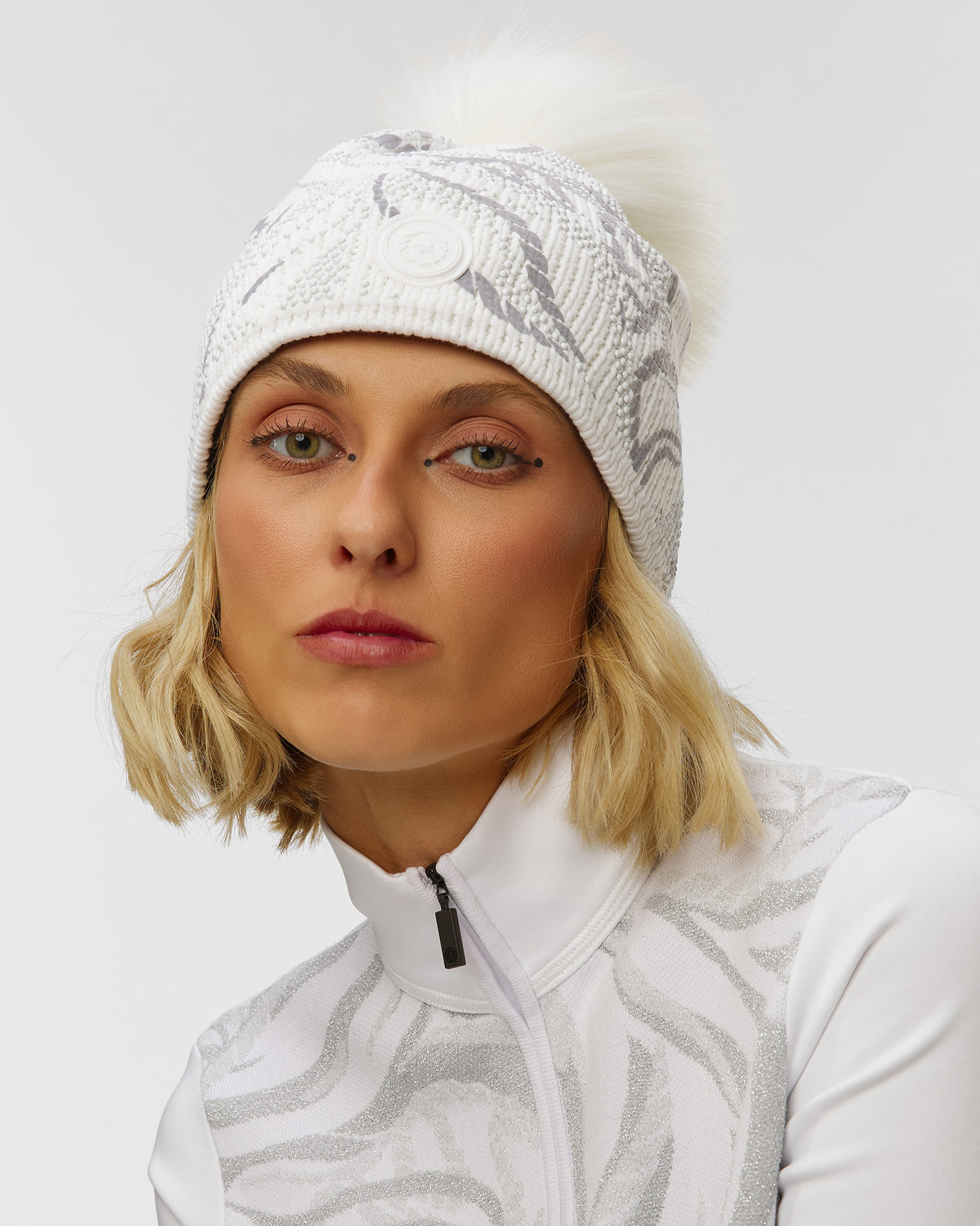 Căciulă de iarnă pentru femei Sportalm albă