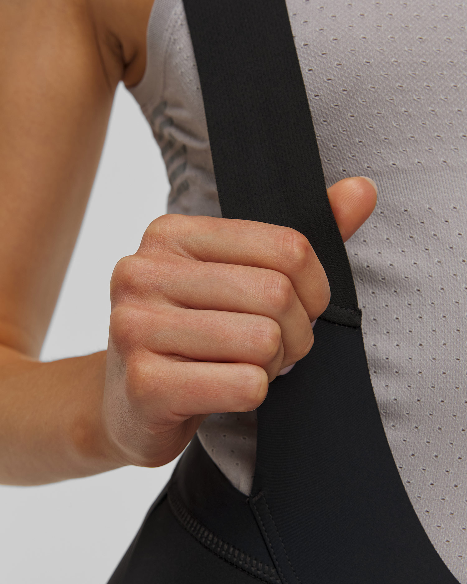 Spodenki rowerowe na szelkach damskie X-Bionic Corefusion Ride Bib Warm Shorts czarne