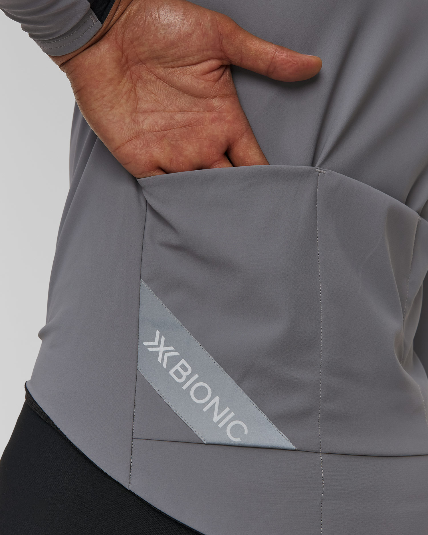 Kurtka softshellowa rowerowa męska X-Bionic Codefusion Ride Softshell Jacket szara