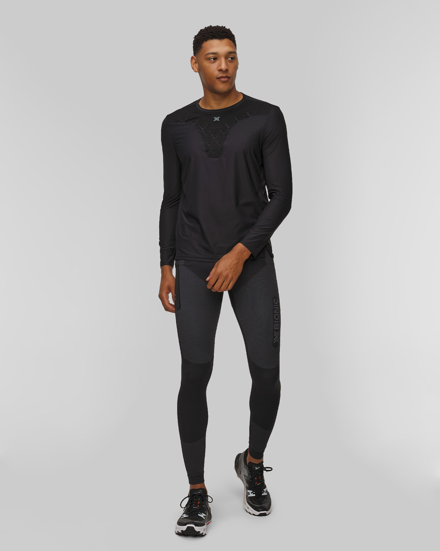 Pánský běžecký longsleeve X-Bionic Corefusion Run Shirt LS v Černé Barvě