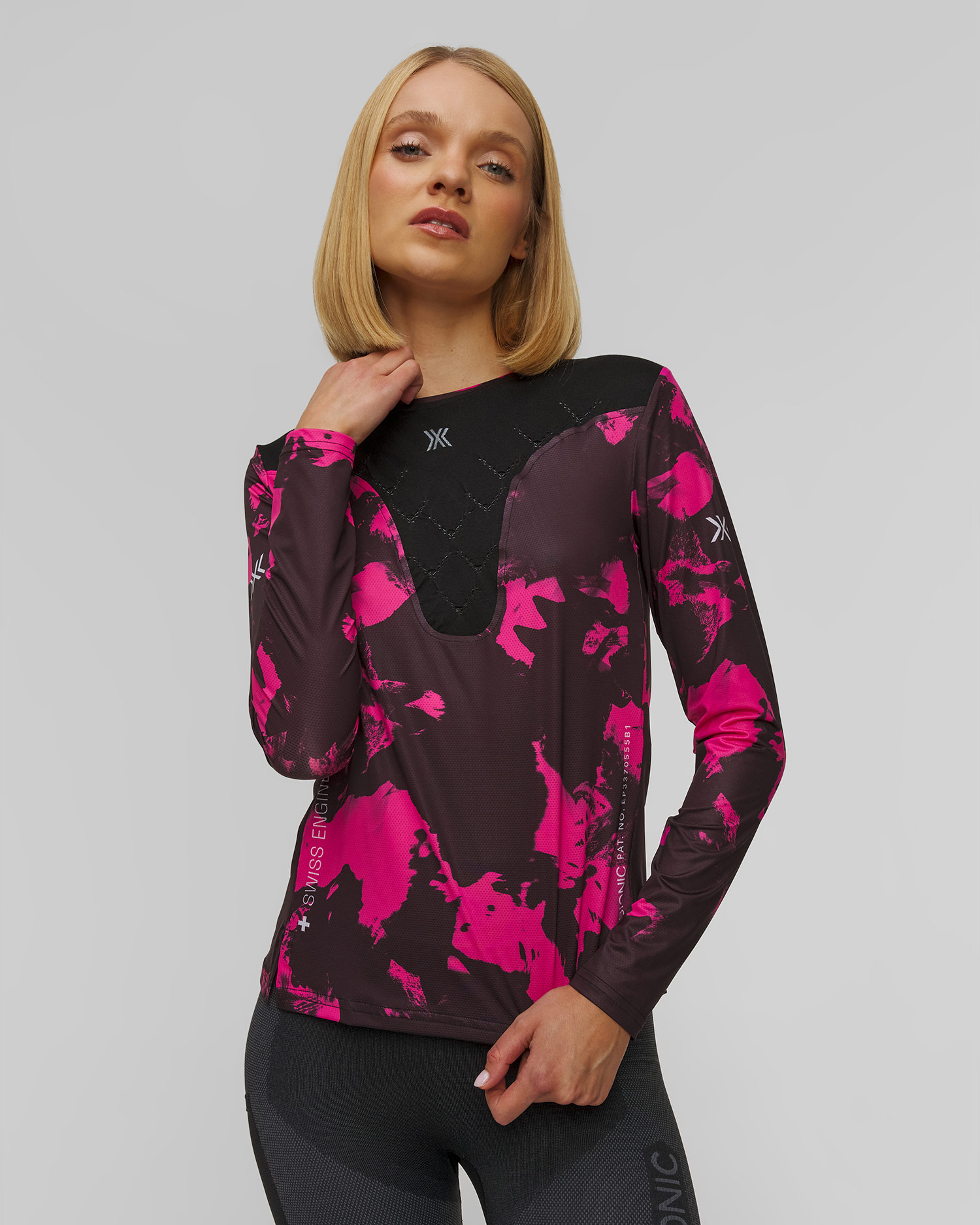 Longsleeve biegowy damski X-Bionic Corefusion Run Shirt LS różowo-czarny