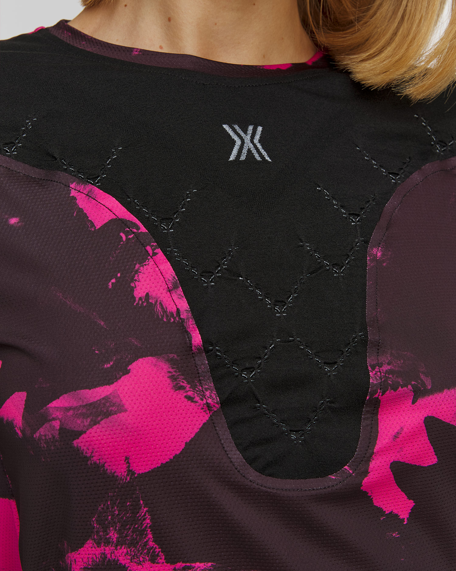 Longsleeve biegowy damski X-Bionic Corefusion Run Shirt LS różowo-czarny