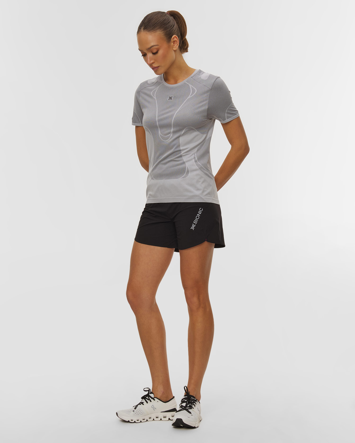 Dámské běžecké šortky X-Bionic Corefusion Run Discover v černé barvě