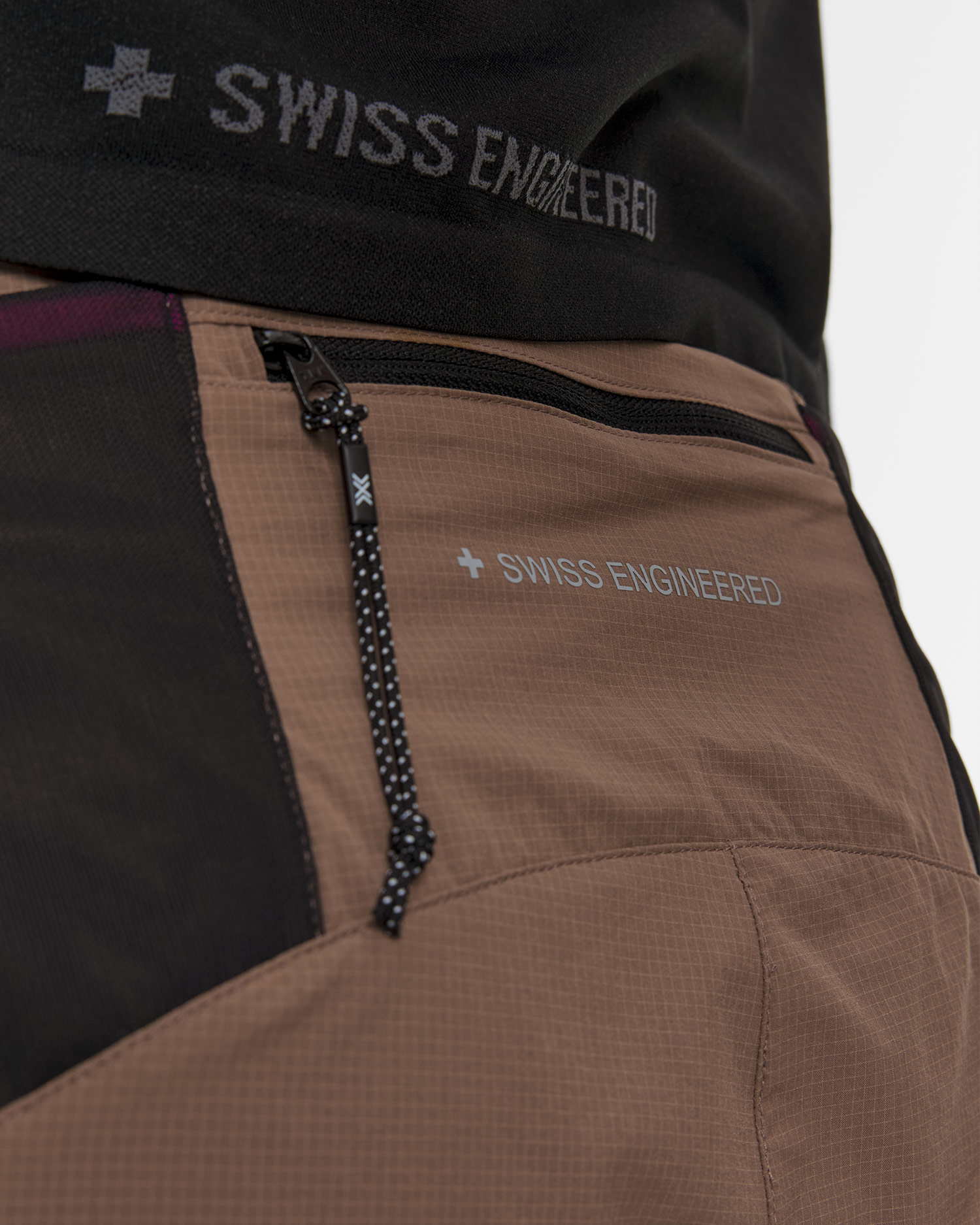 Short pour hommes X-Bionic Corefusion Run Perform Shorts Dark Sand