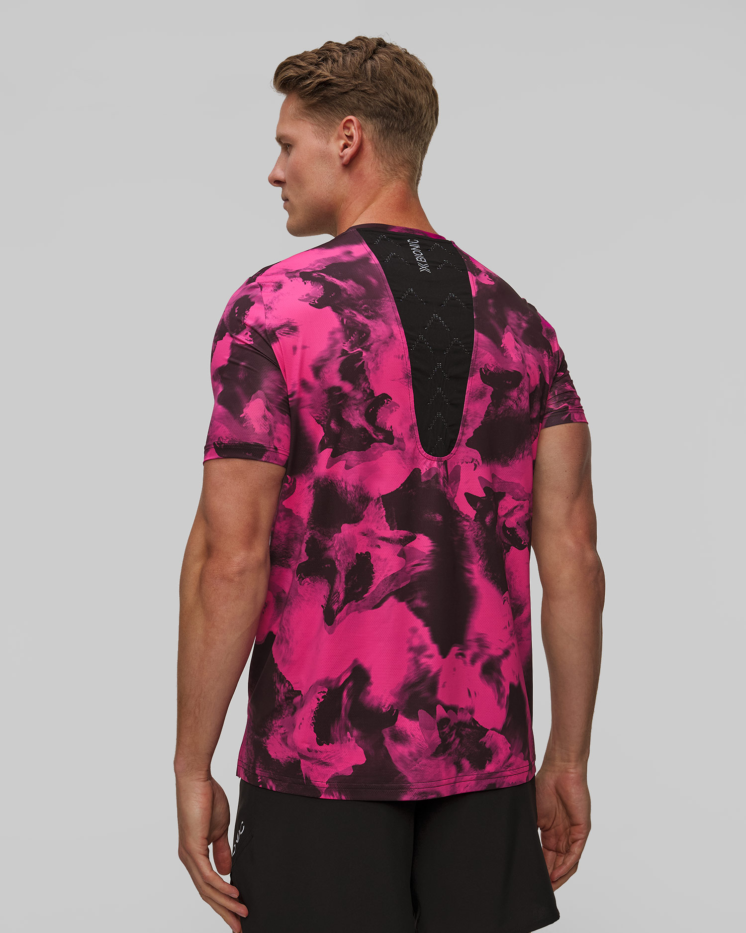 Pánske bežecké tričko X-Bionic Corefusion Run čierno-ružové