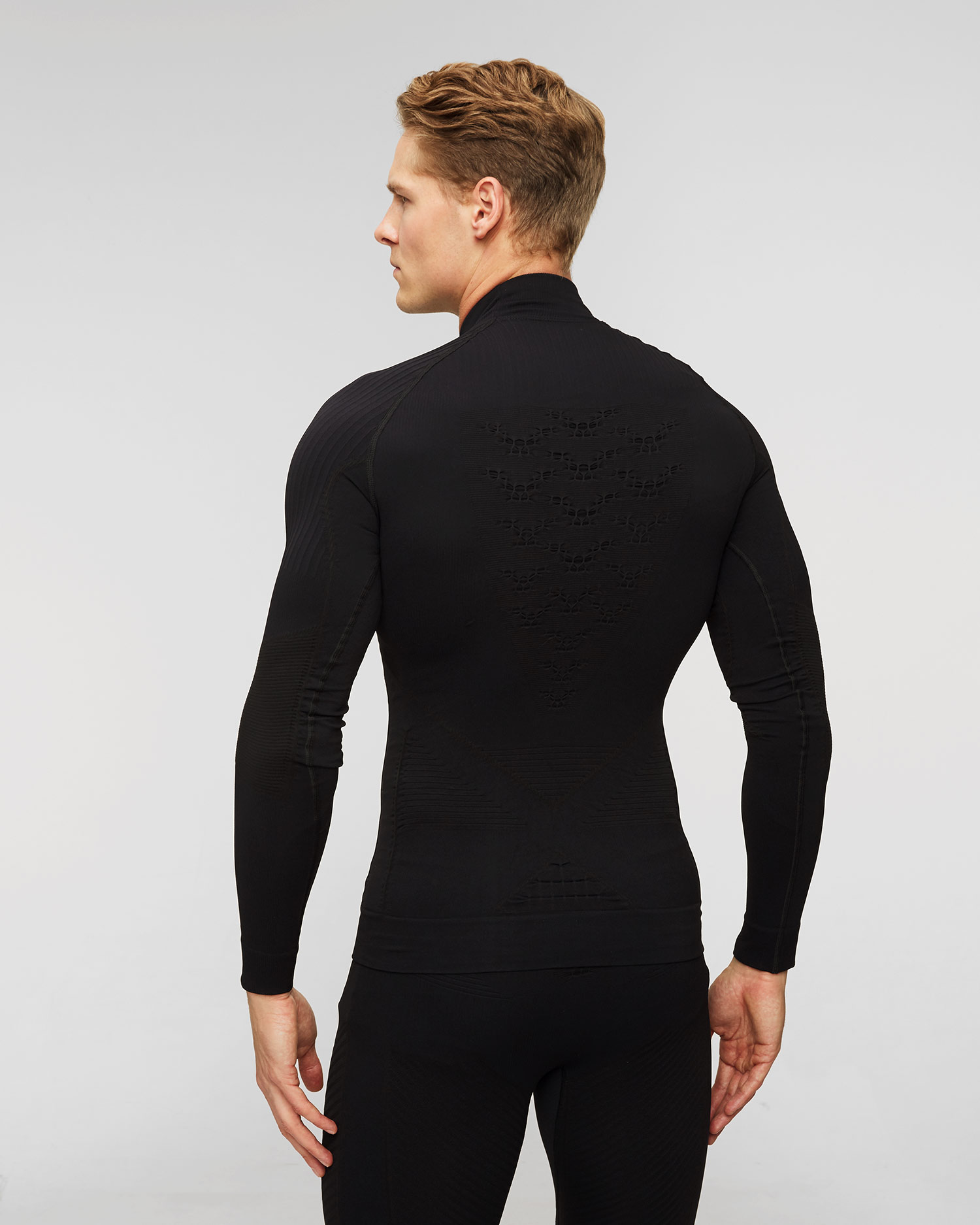 Pánske čierne tričko s dlhým rukávom a polovičným rolákom X-Bionic Energy Accumulator 4.0 Turtle Neck LG SL