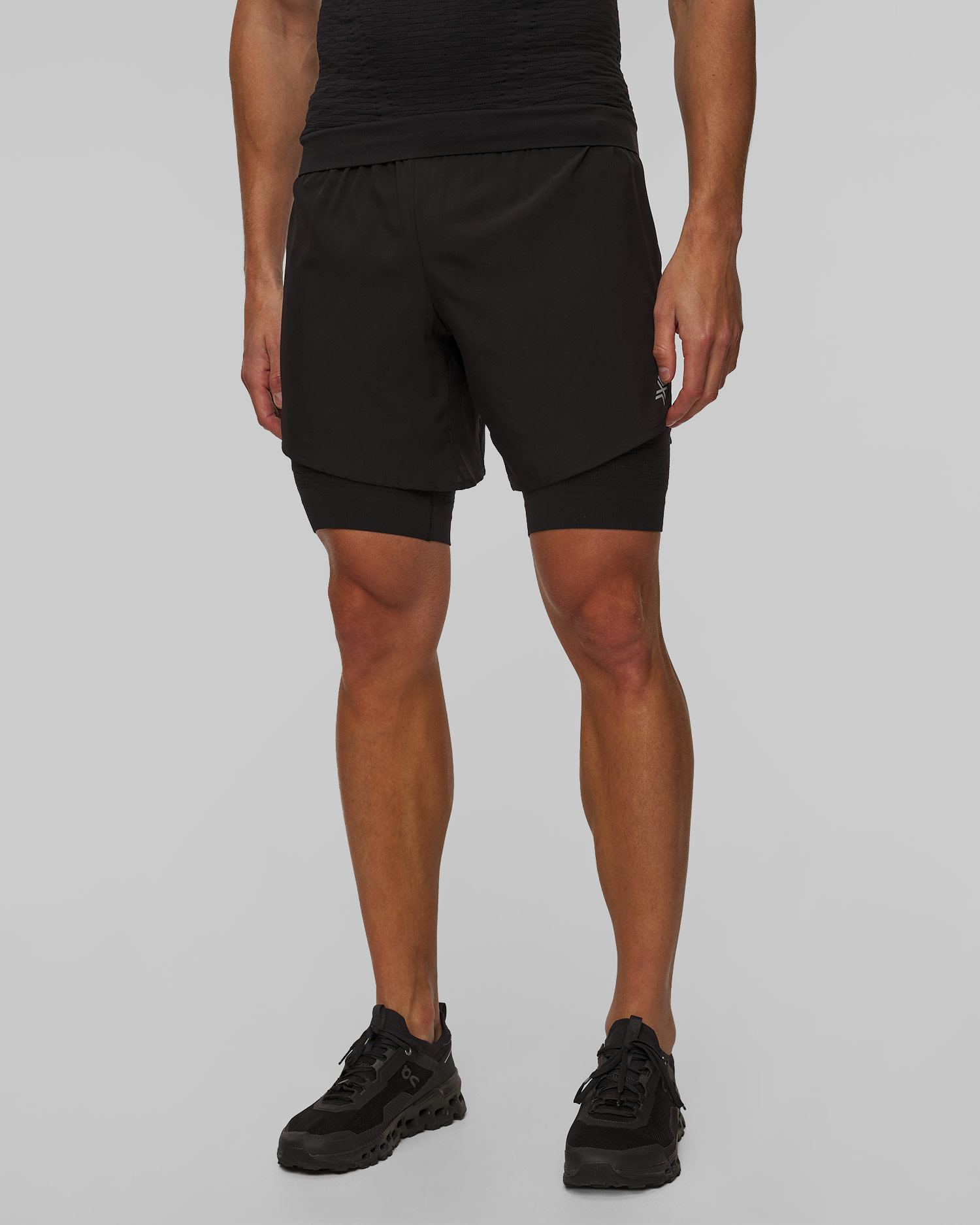 Pantaloni scurți de alergare pentru bărbați X-Bionic Effektor 2in1 negri