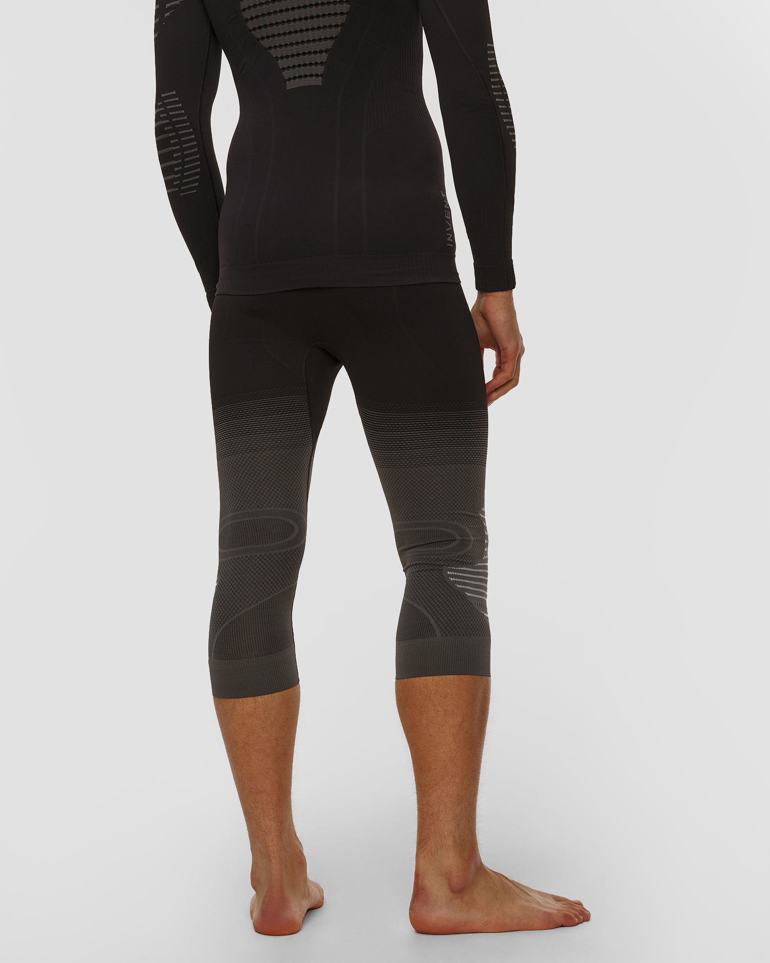 Men's 3/4 thermo-active leggings X-Bionic Invent Graphics black-grey