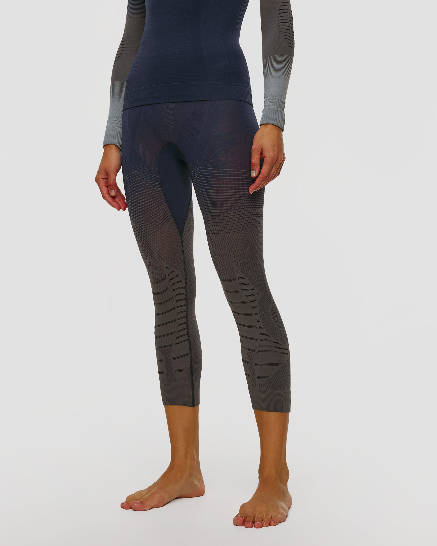 Women's 3/4 thermo-active leggings X-Bionic Invent Graphics blue-grey