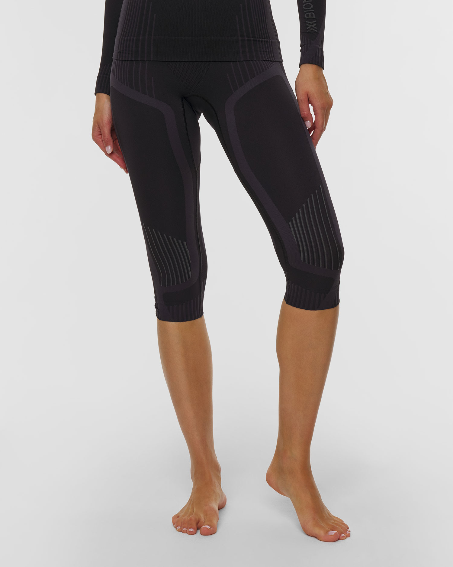 Dámske termolegíny X-Bionic Invent Pants 3/4 čierne