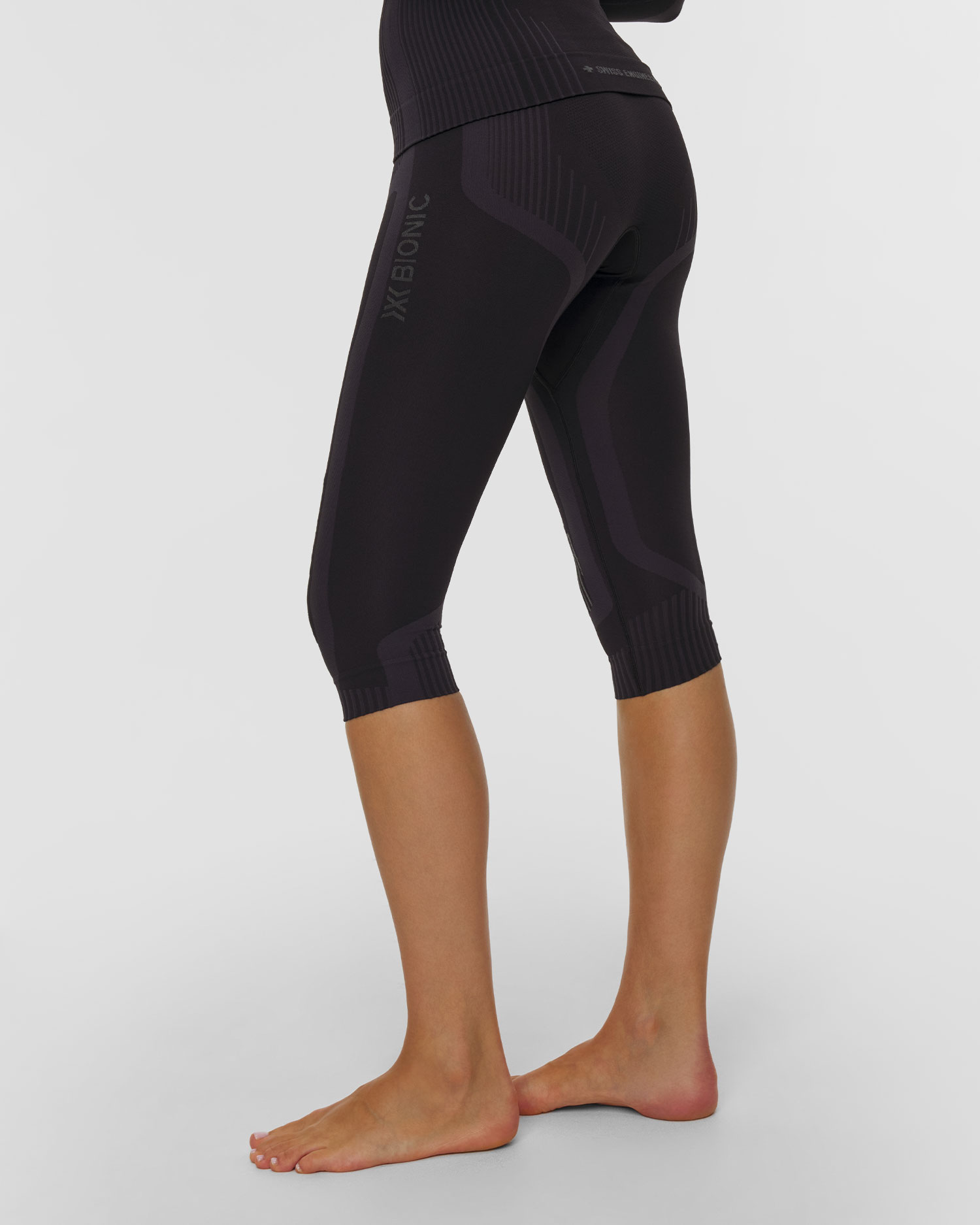 Dámske termolegíny X-Bionic Invent Pants 3/4 čierne